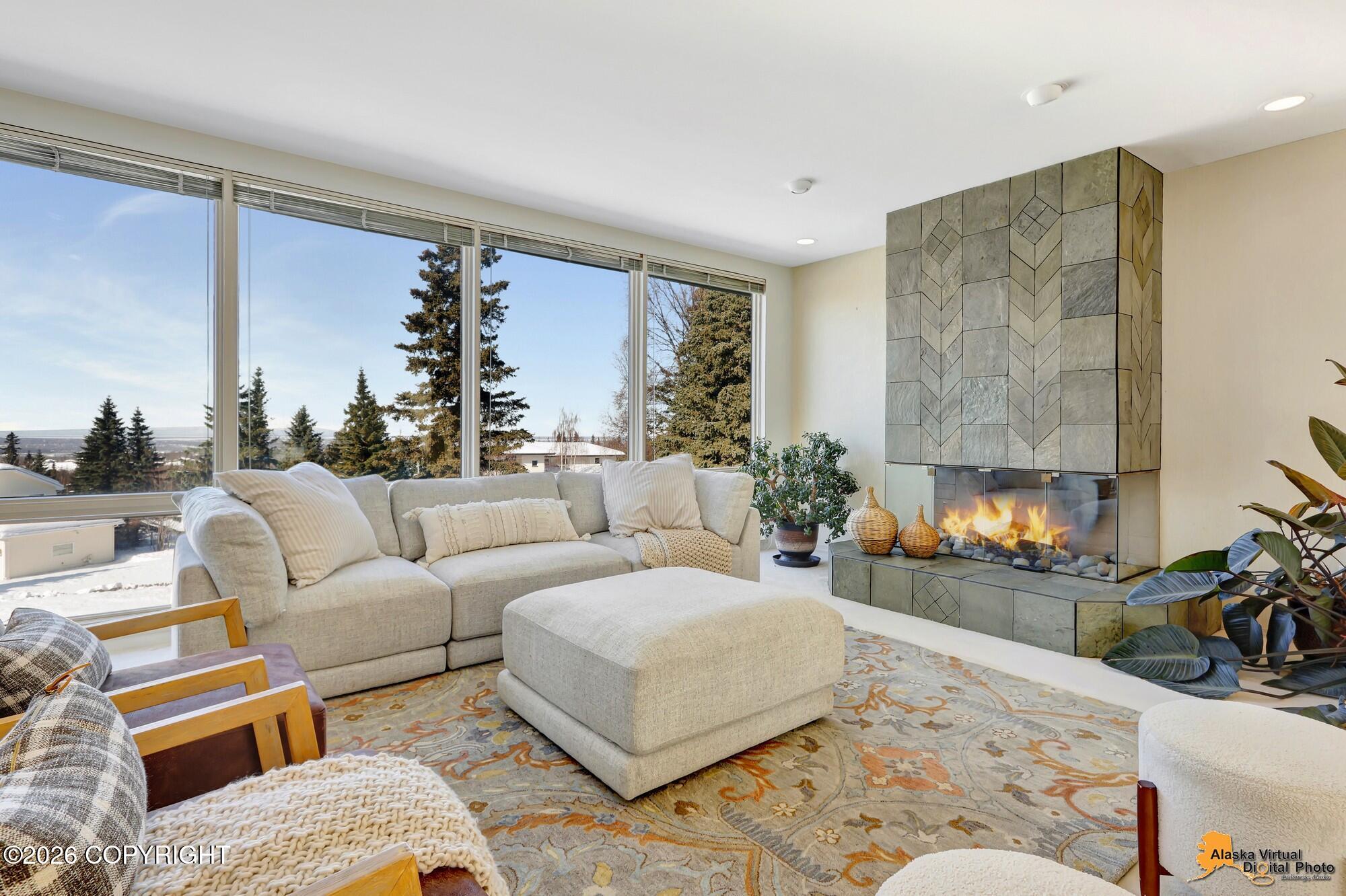 12210 Lilac Circle
