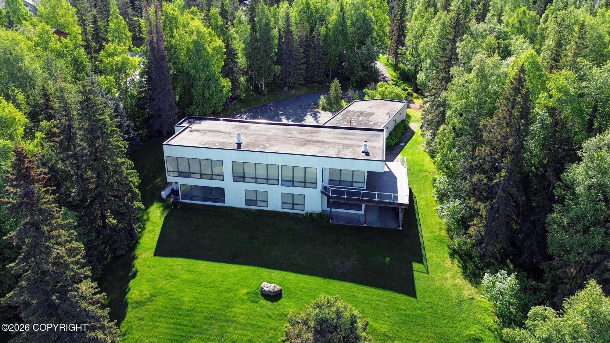 12210 Lilac Circle