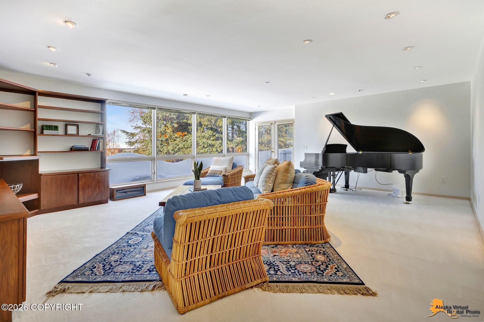 12210 Lilac Circle