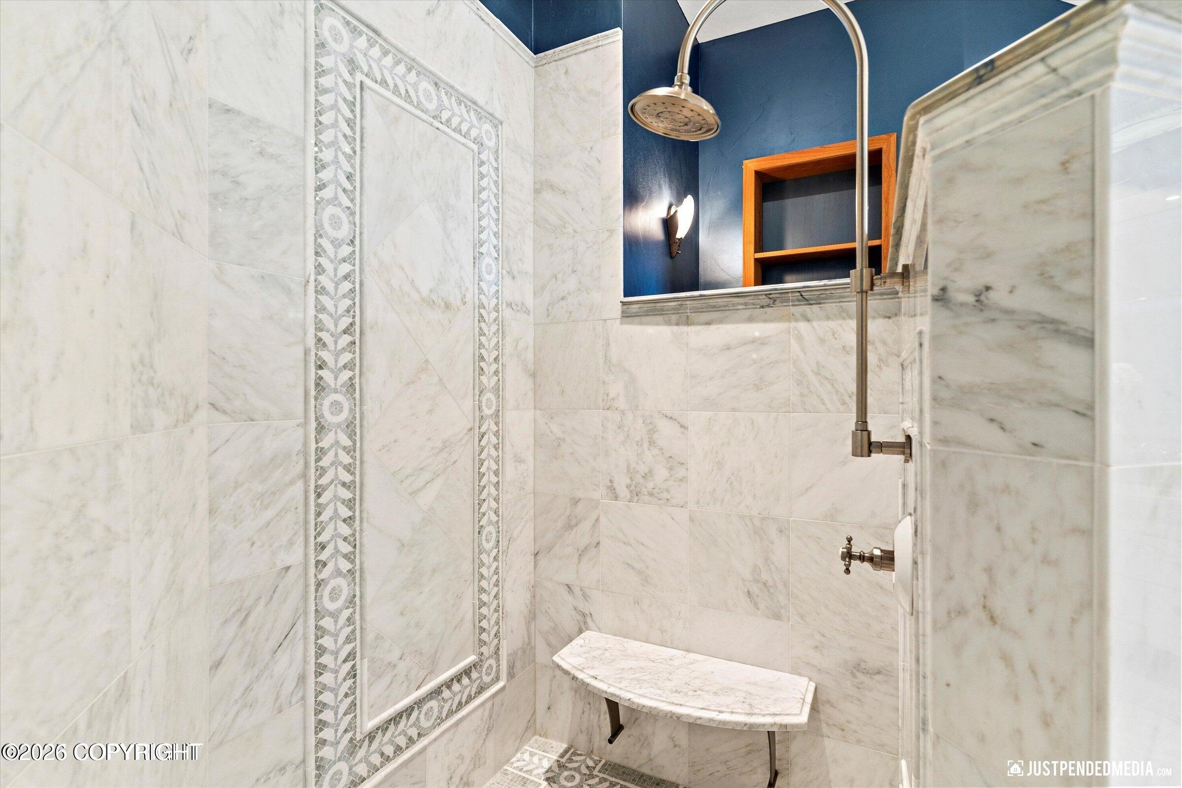 3806 North Point Circle