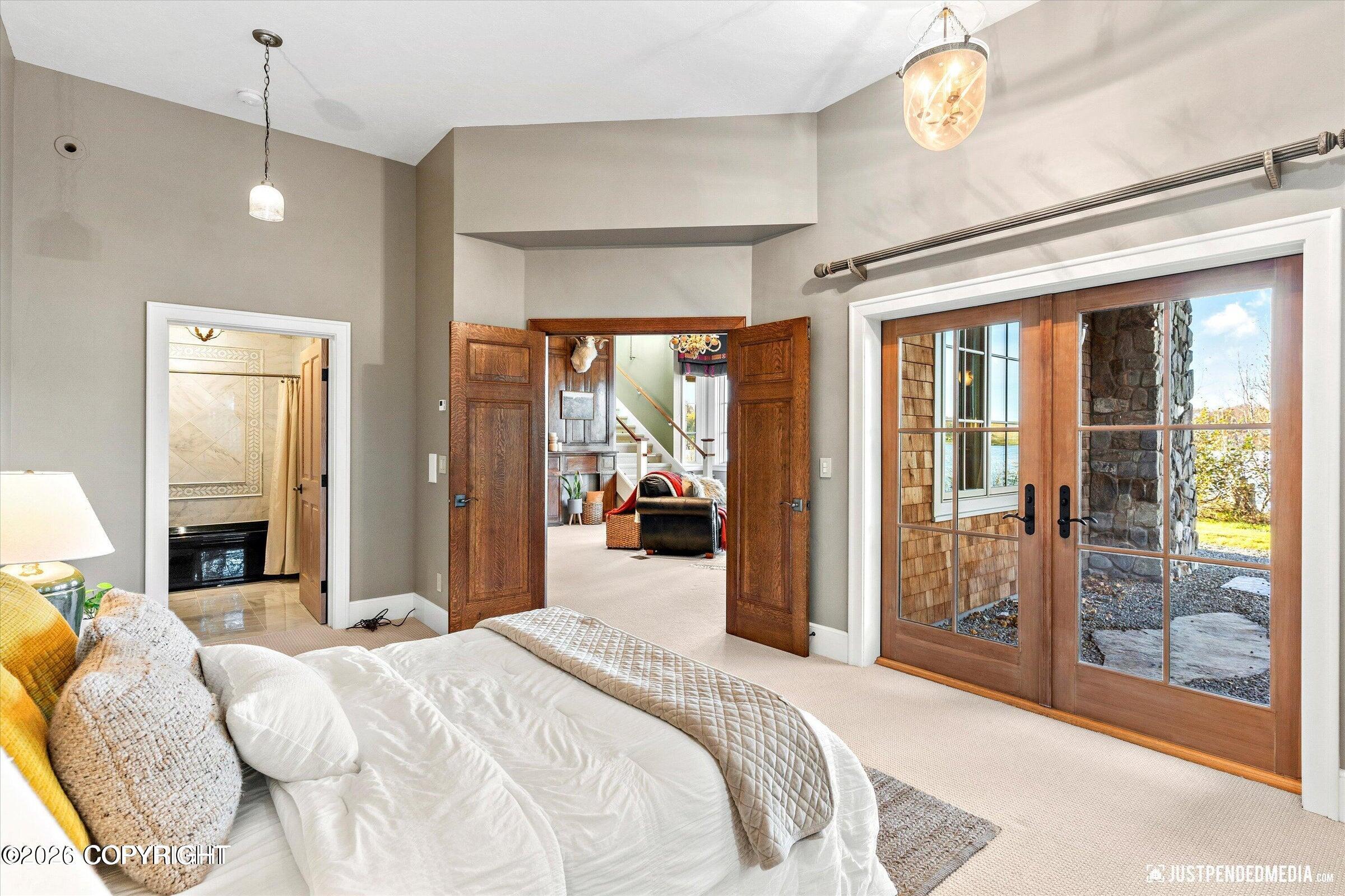 3806 North Point Circle