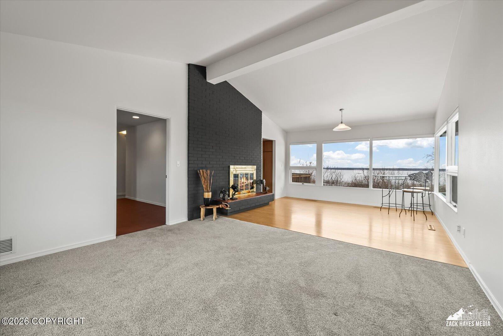 1401 W 9th Avenue