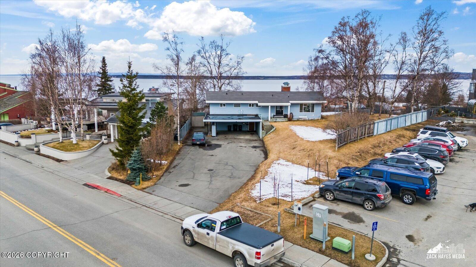 1401 W 9th Avenue