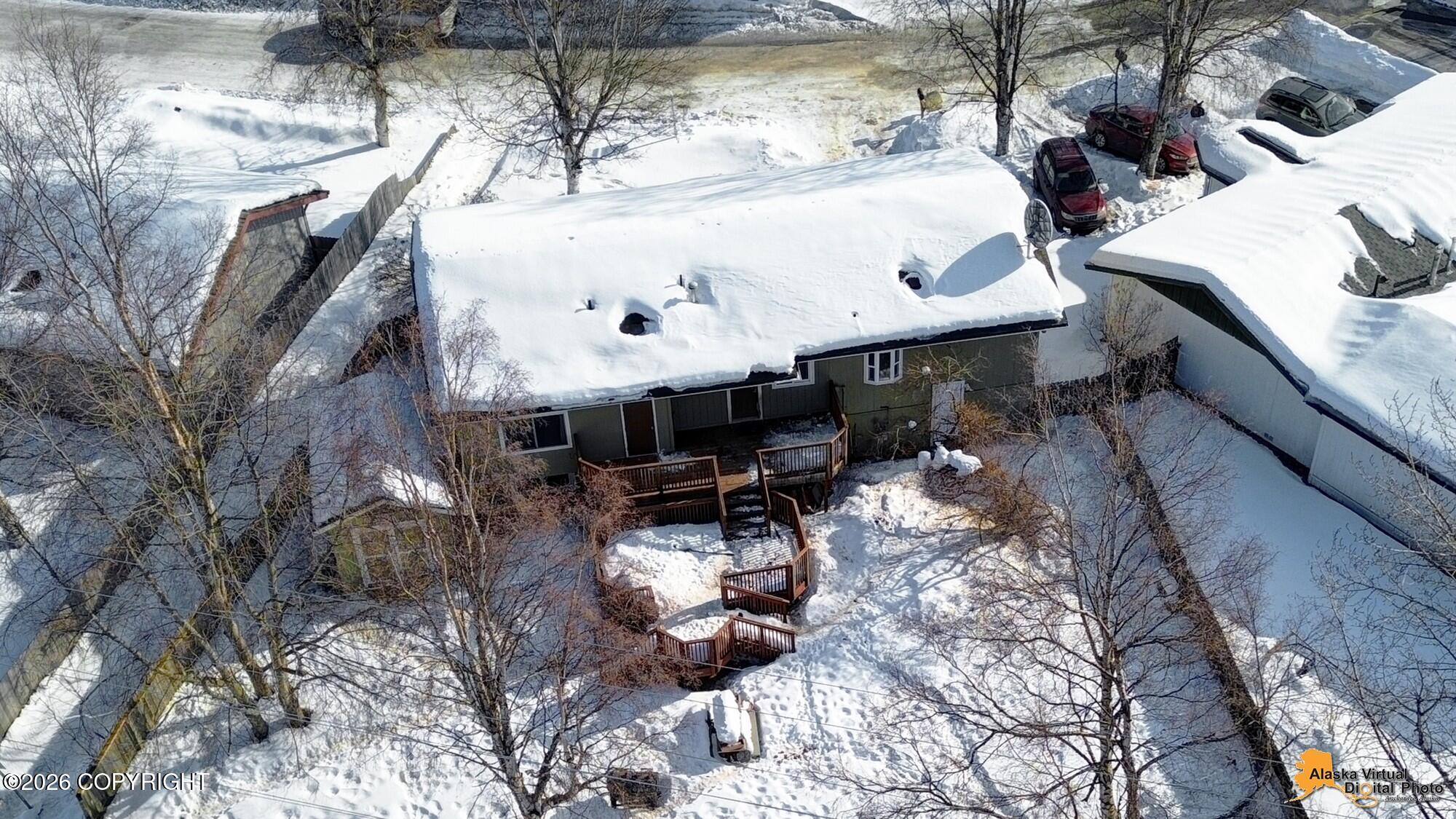 2631 Lyvona Lane