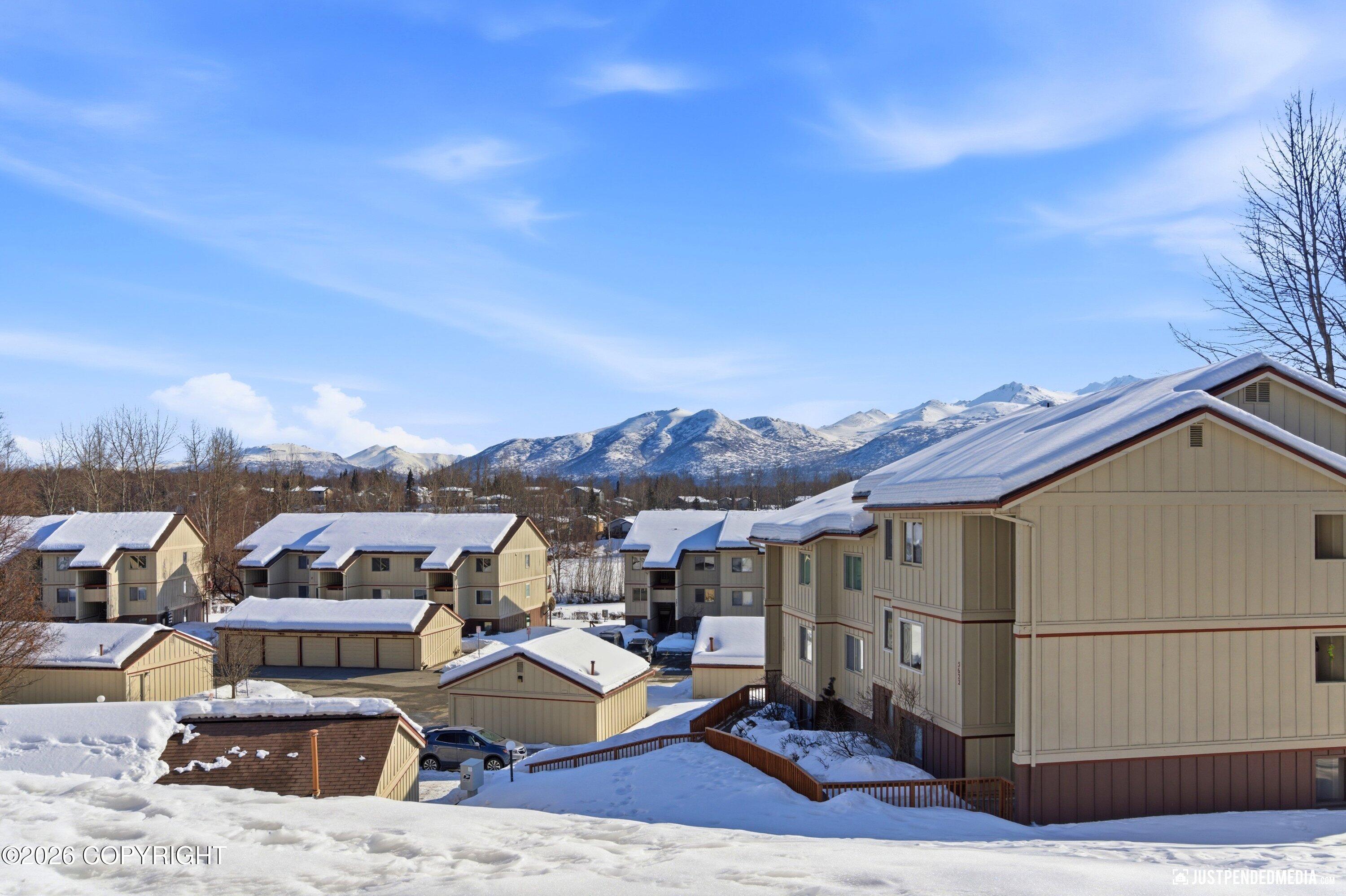 5618 E 40th Avenue # 102 Unit: #C-102