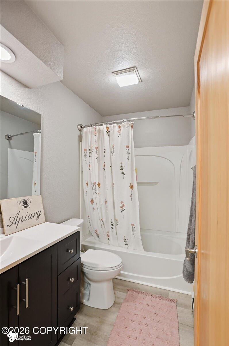 22601 Eagle Glacier Loop