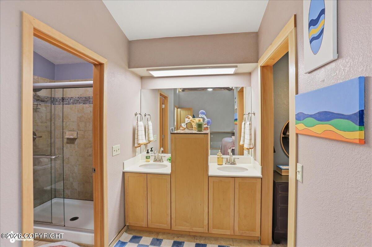 22601 Eagle Glacier Loop