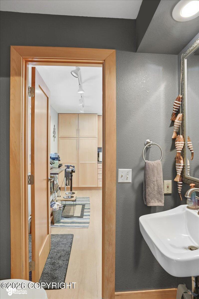 22601 Eagle Glacier Loop