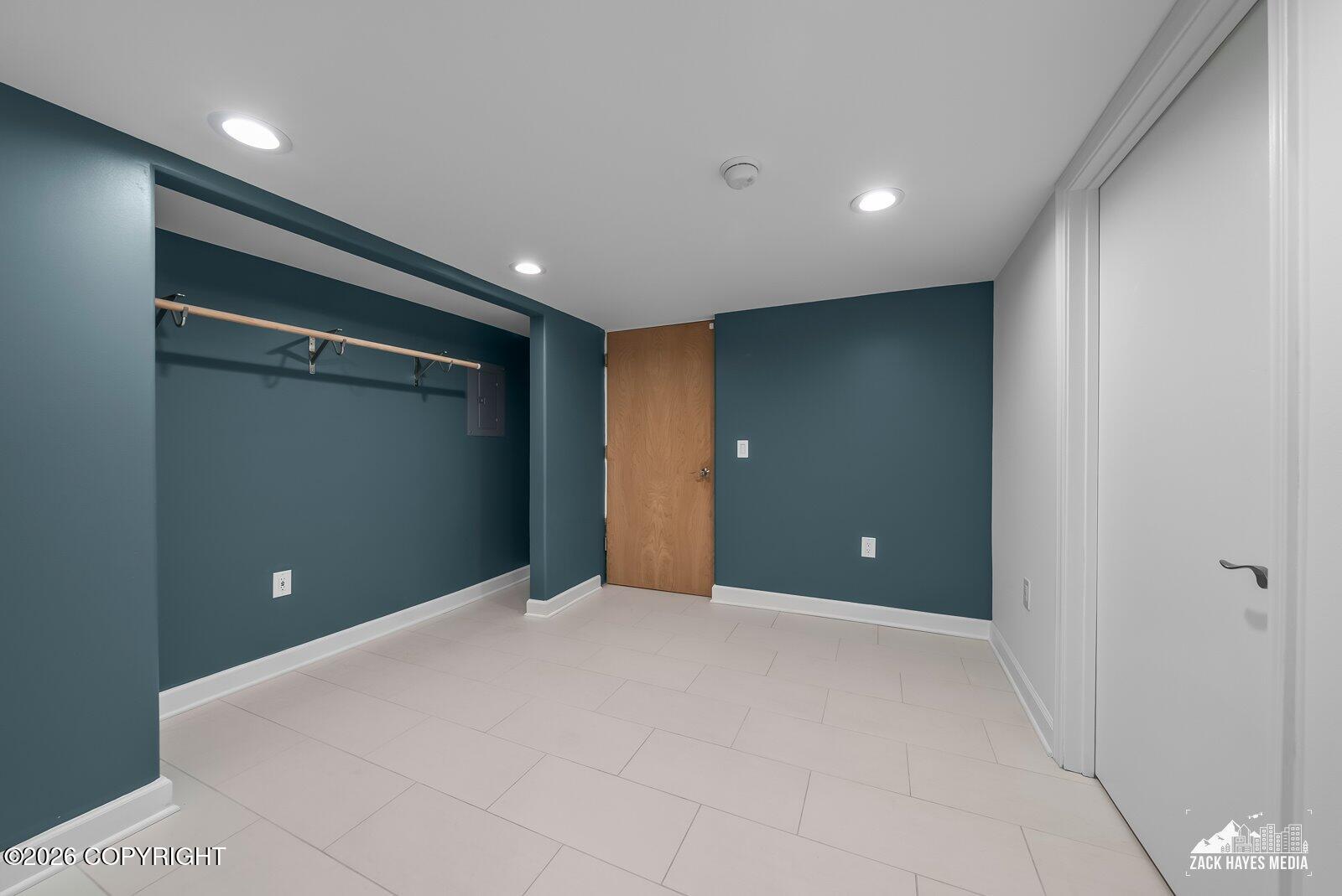 2453 Lord Baranof Drive