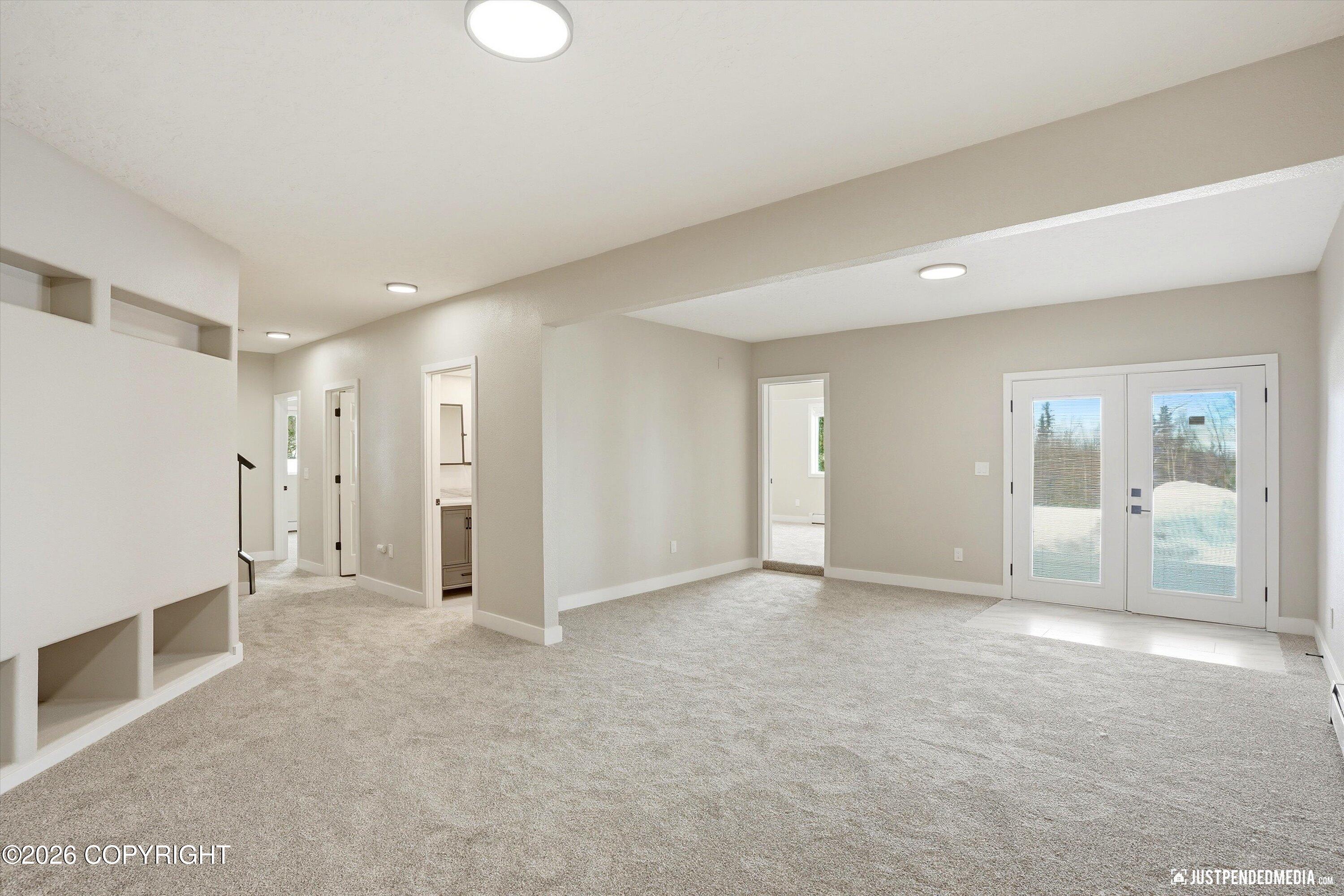 6700 Round Tree Drive