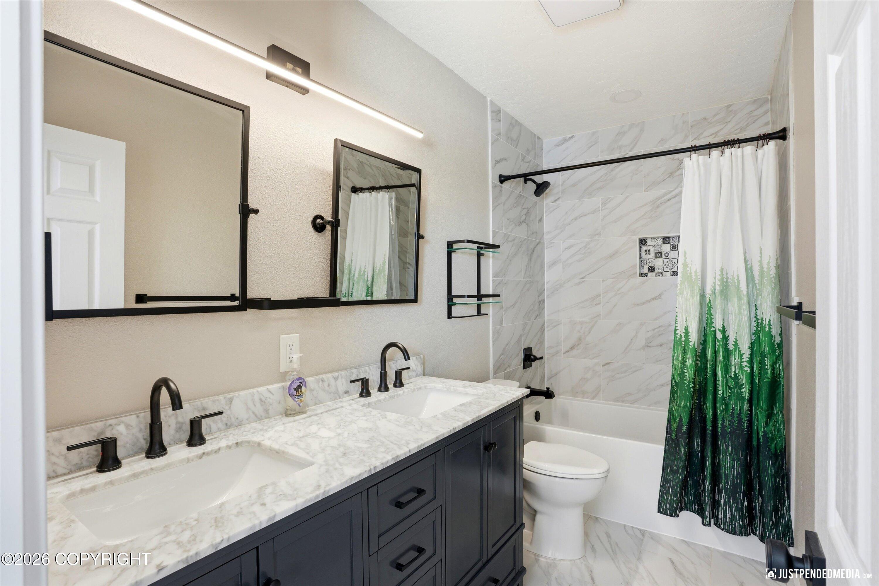 6700 Round Tree Drive