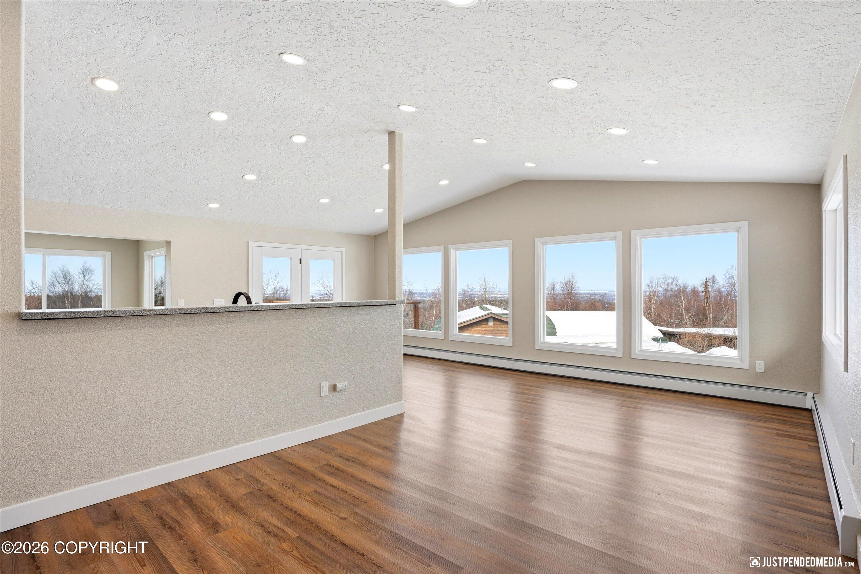 6700 Round Tree Drive