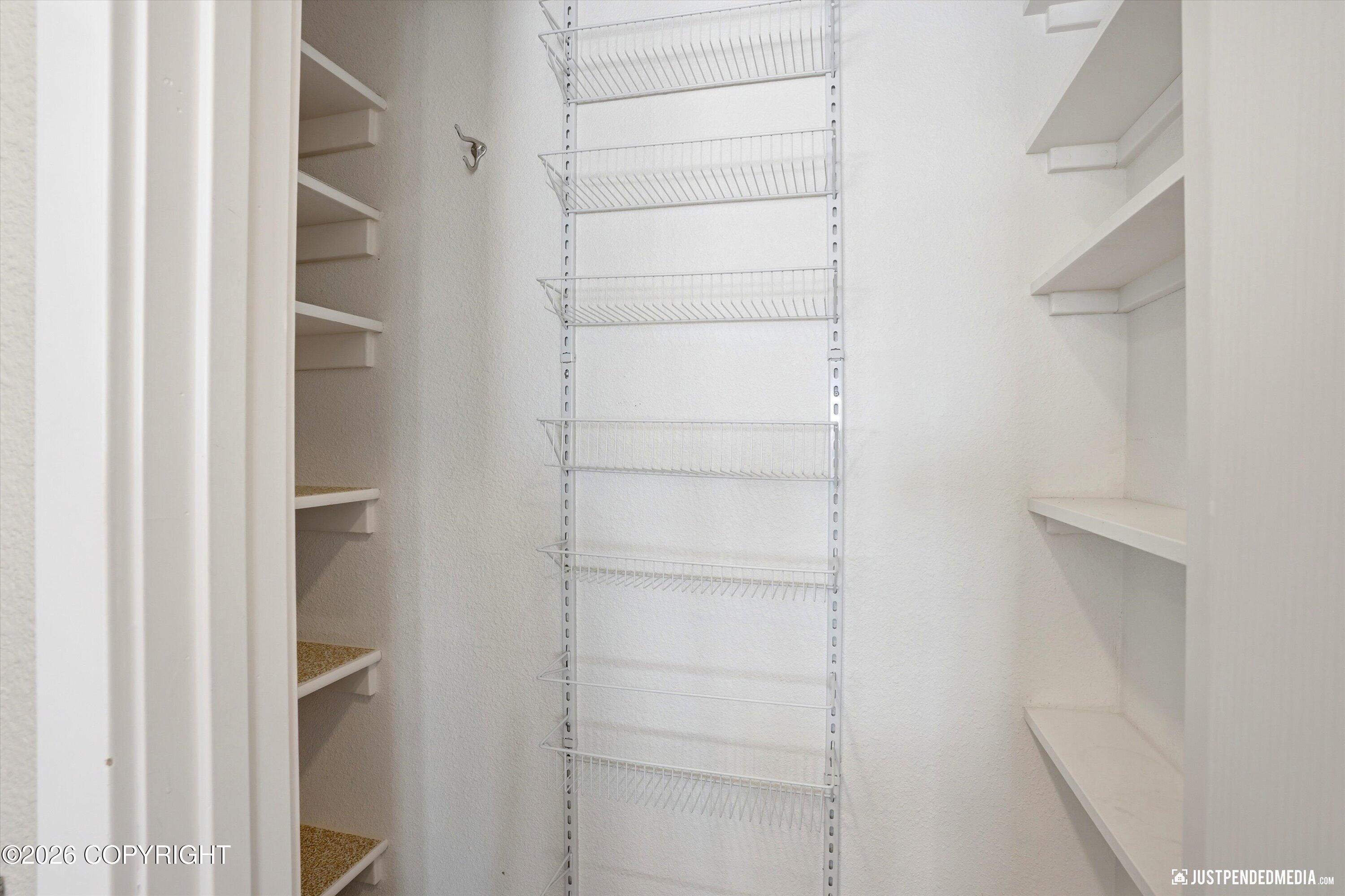 6700 Round Tree Drive