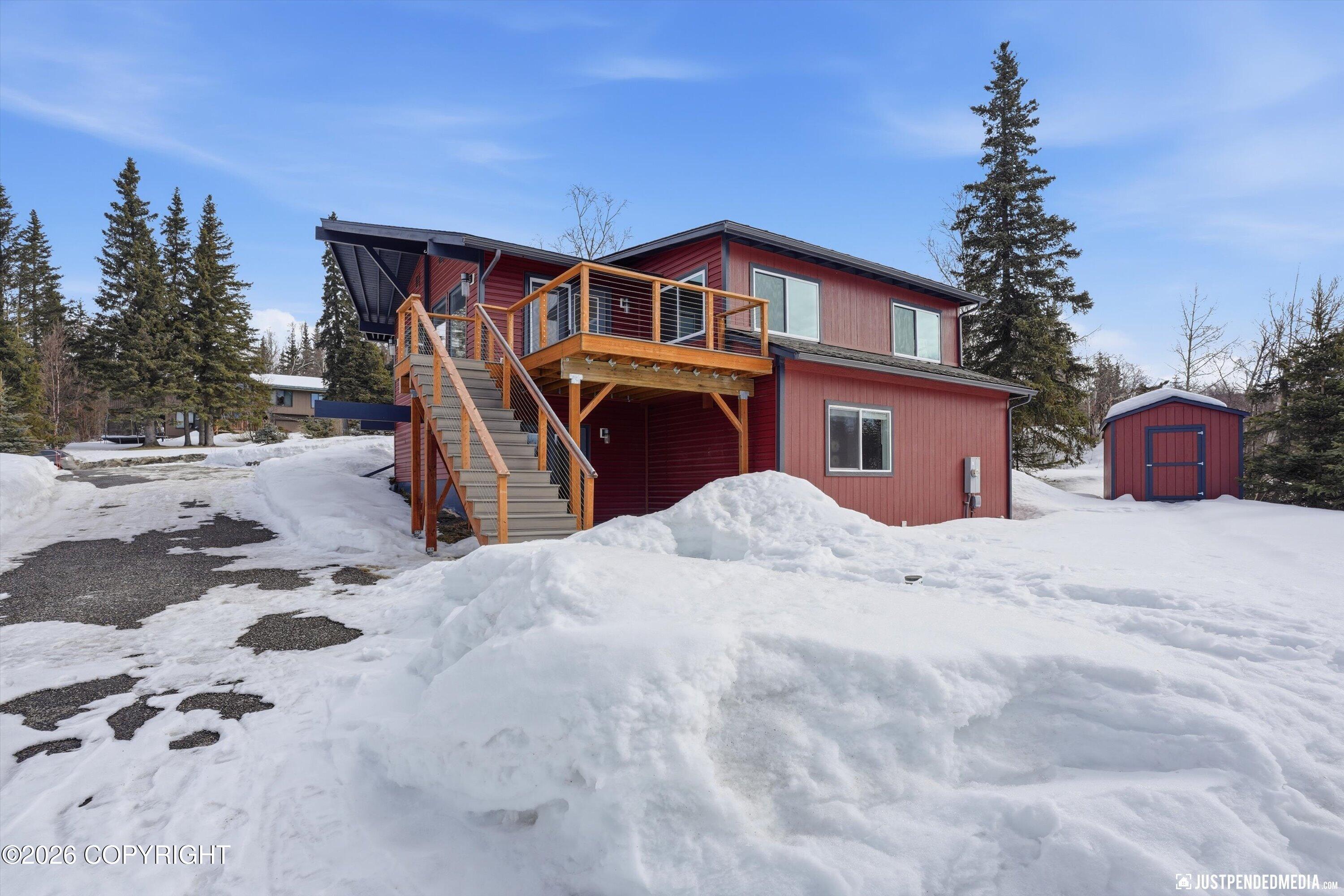 6700 Round Tree Drive