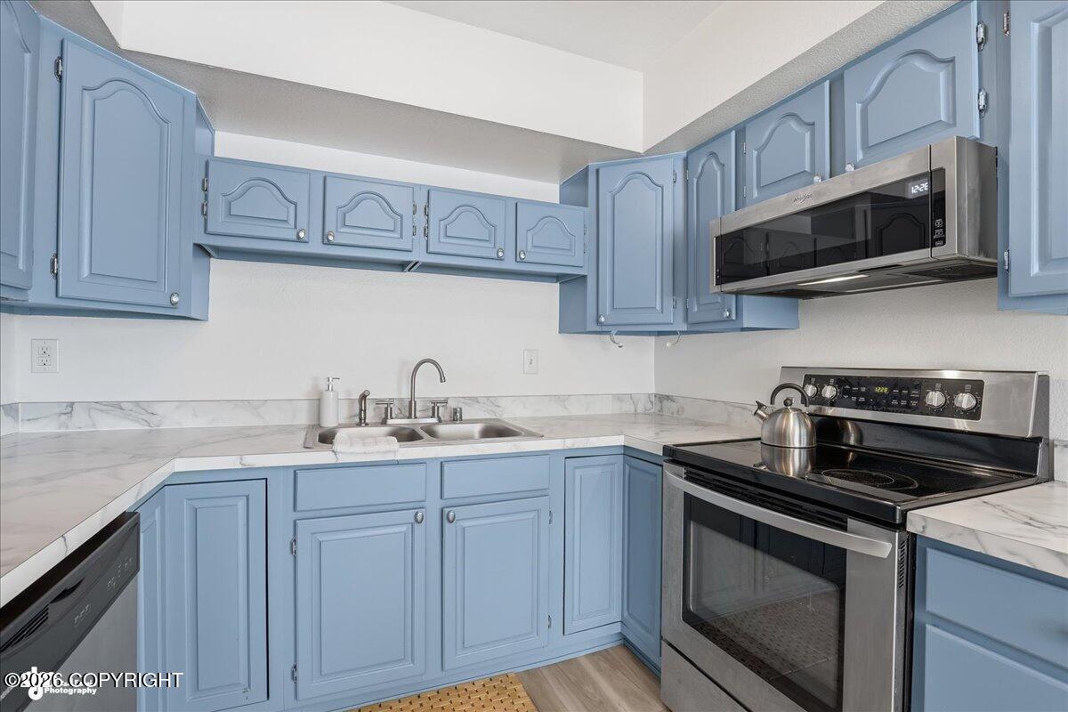 355 Donna Drive # 3 Unit: #3