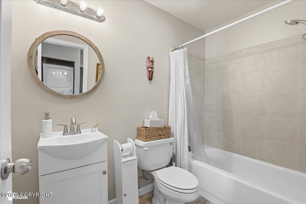 355 Donna Drive # 3 Unit: #3