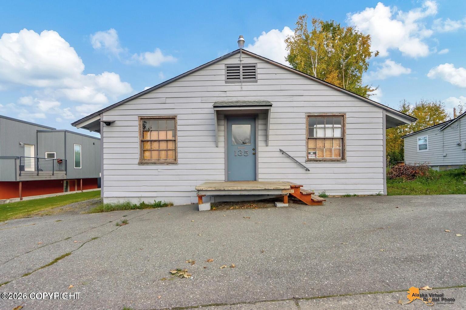 135 E 13th Avenue