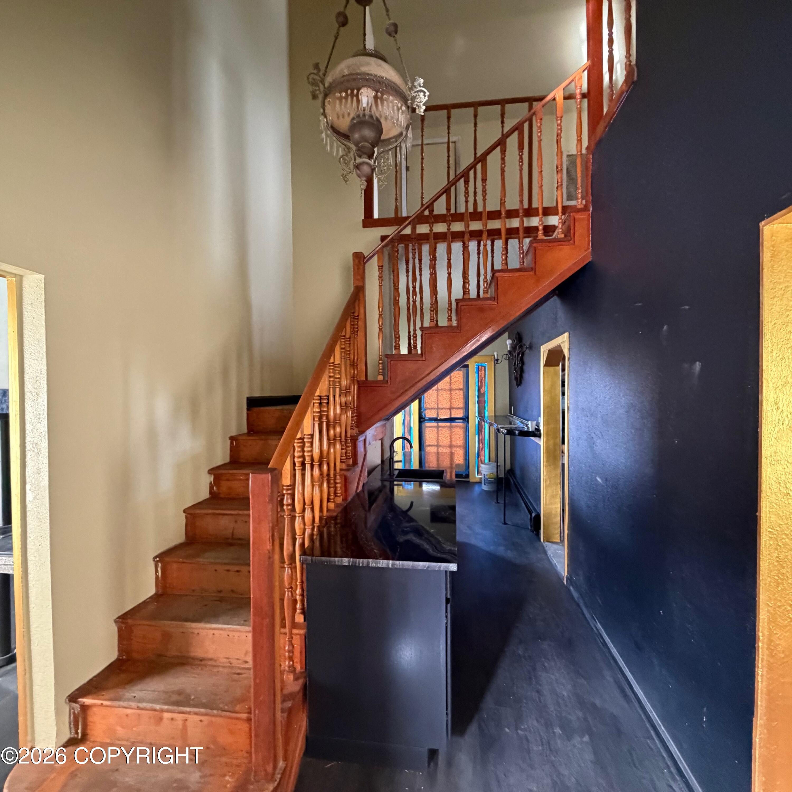 627 W 3rd Avenue