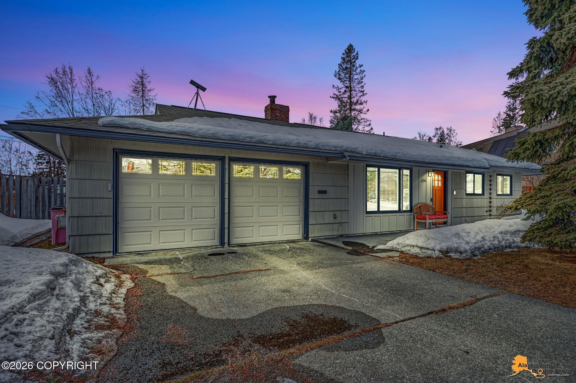 2350 Captain Cook Drive