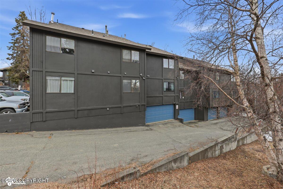 6631 Weimer Drive # B1 Unit: #B1