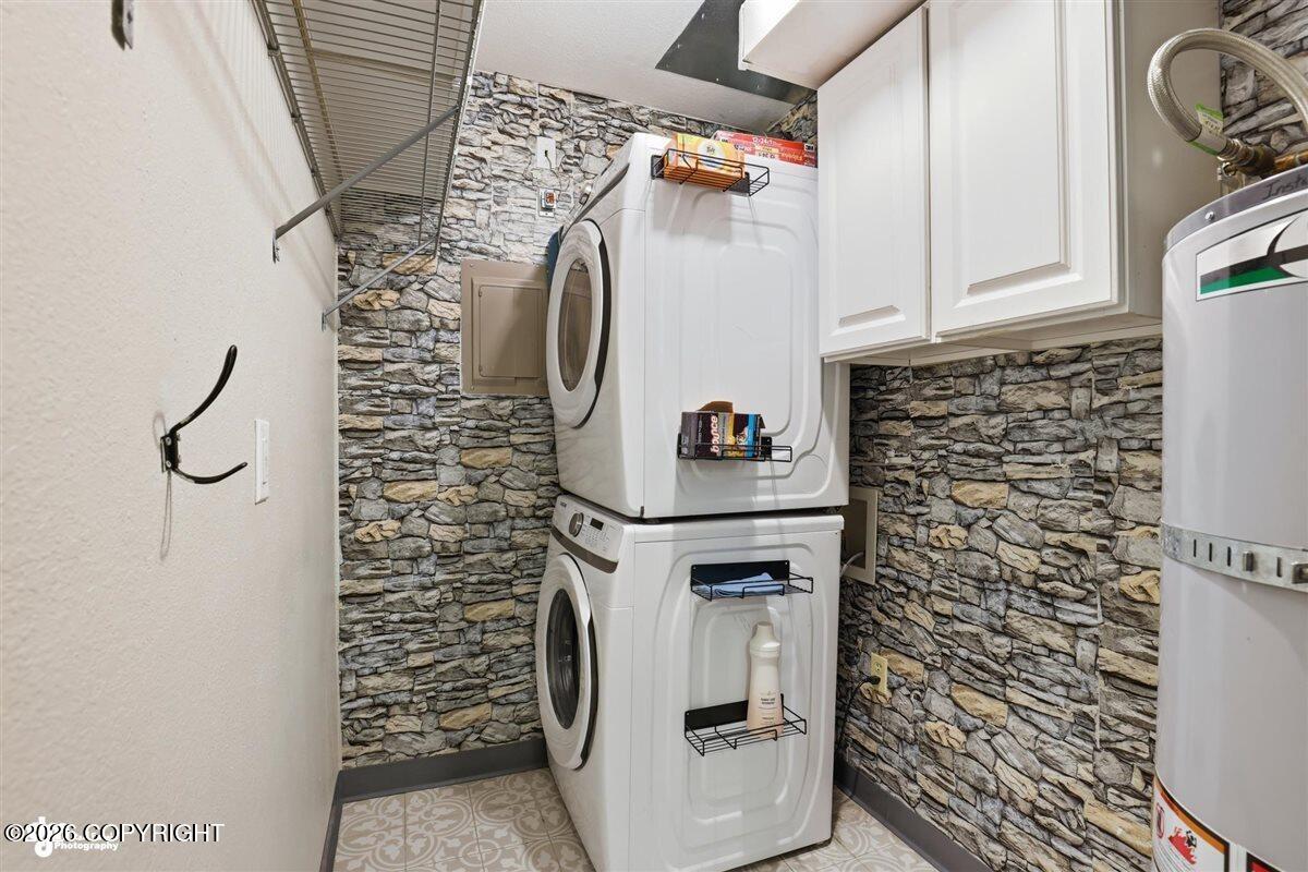 6631 Weimer Drive # B1 Unit: #B1