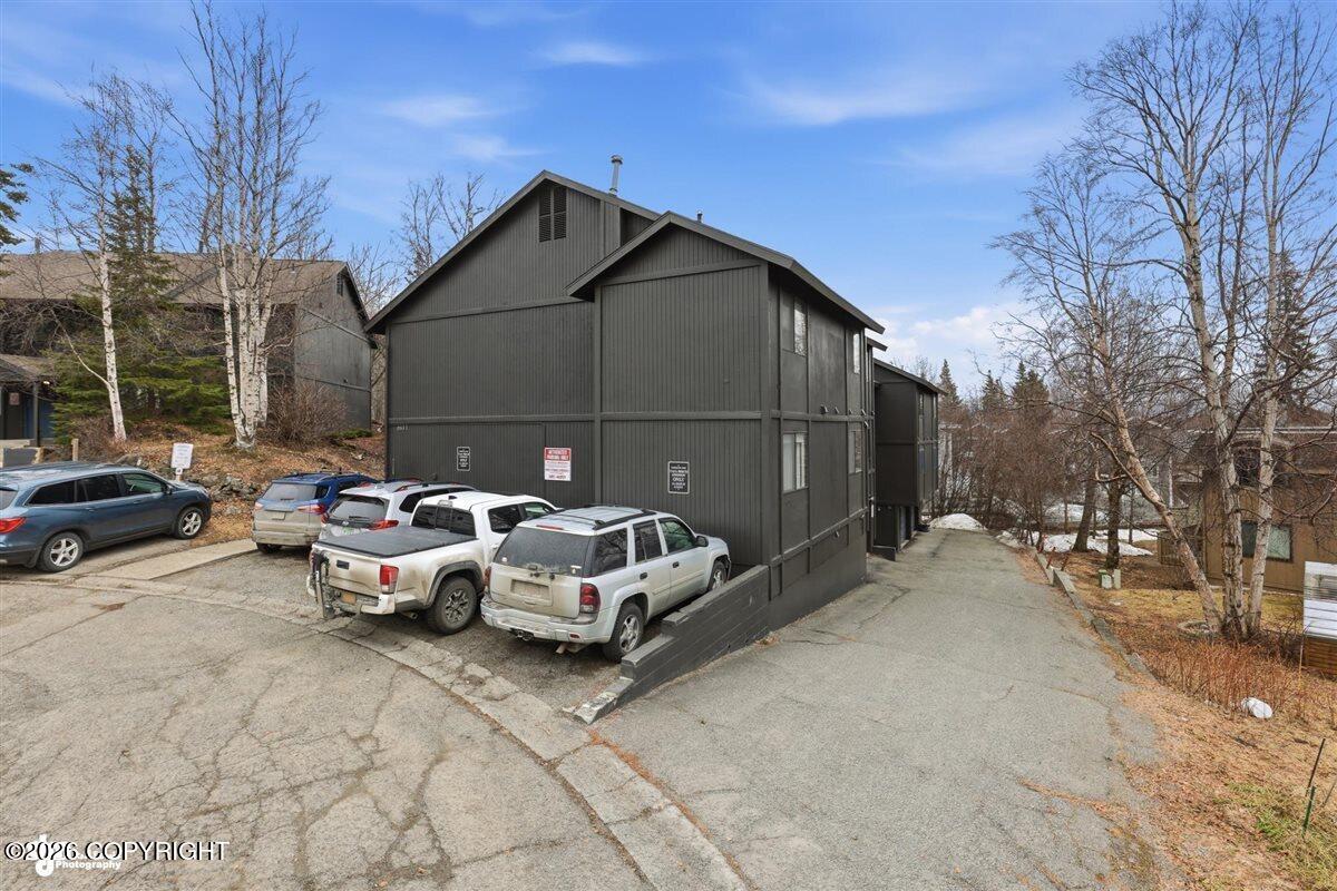 6631 Weimer Drive # B1 Unit: #B1