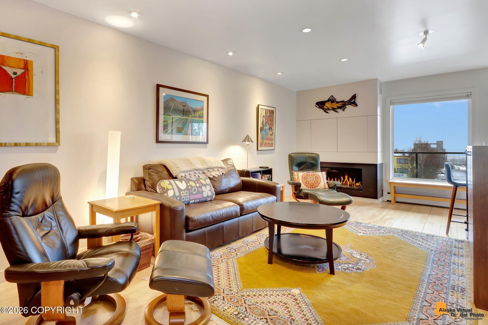 1130 W 6th Avenue # 5 Unit: #5