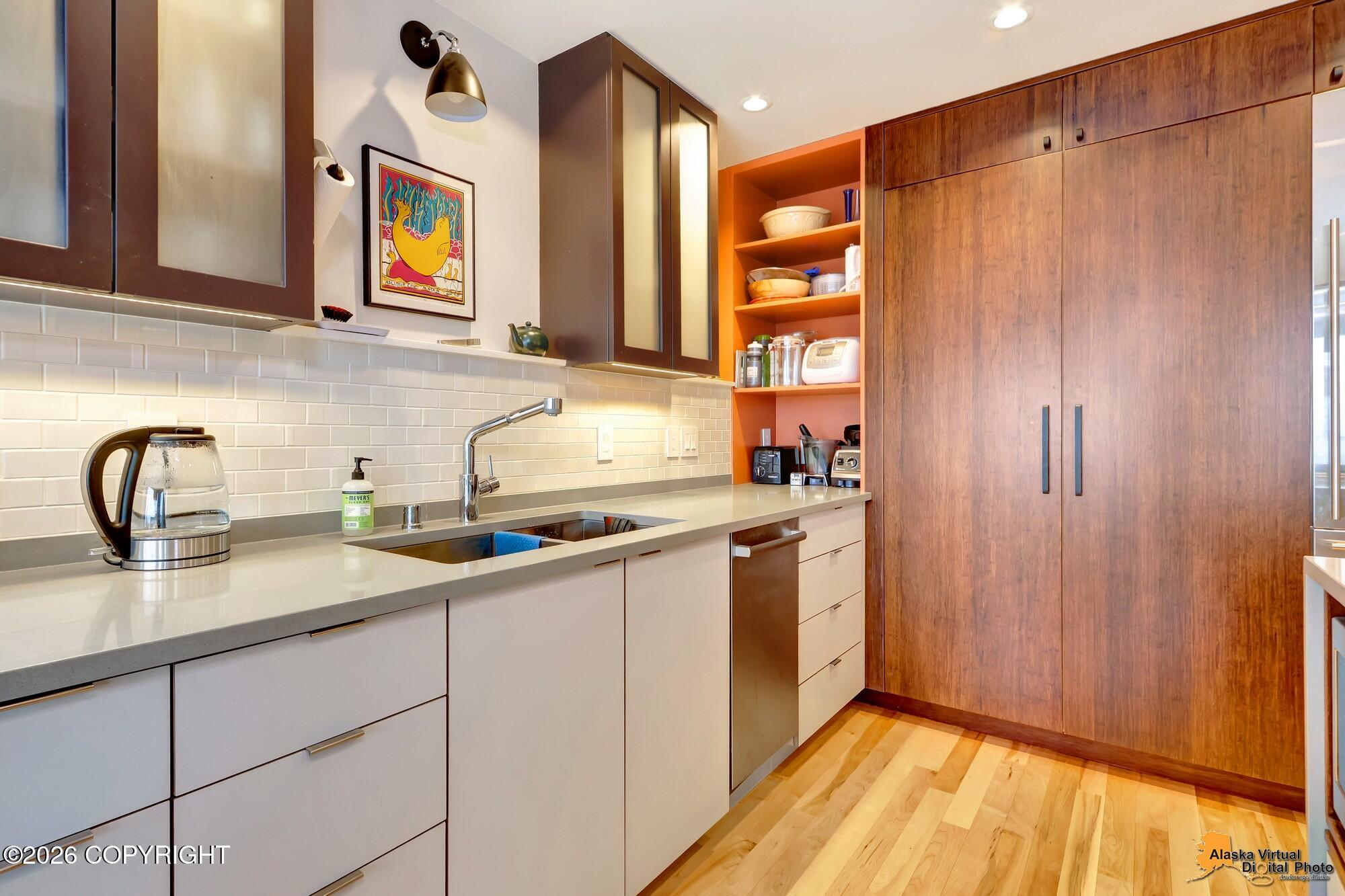 1130 W 6th Avenue # 5 Unit: #5