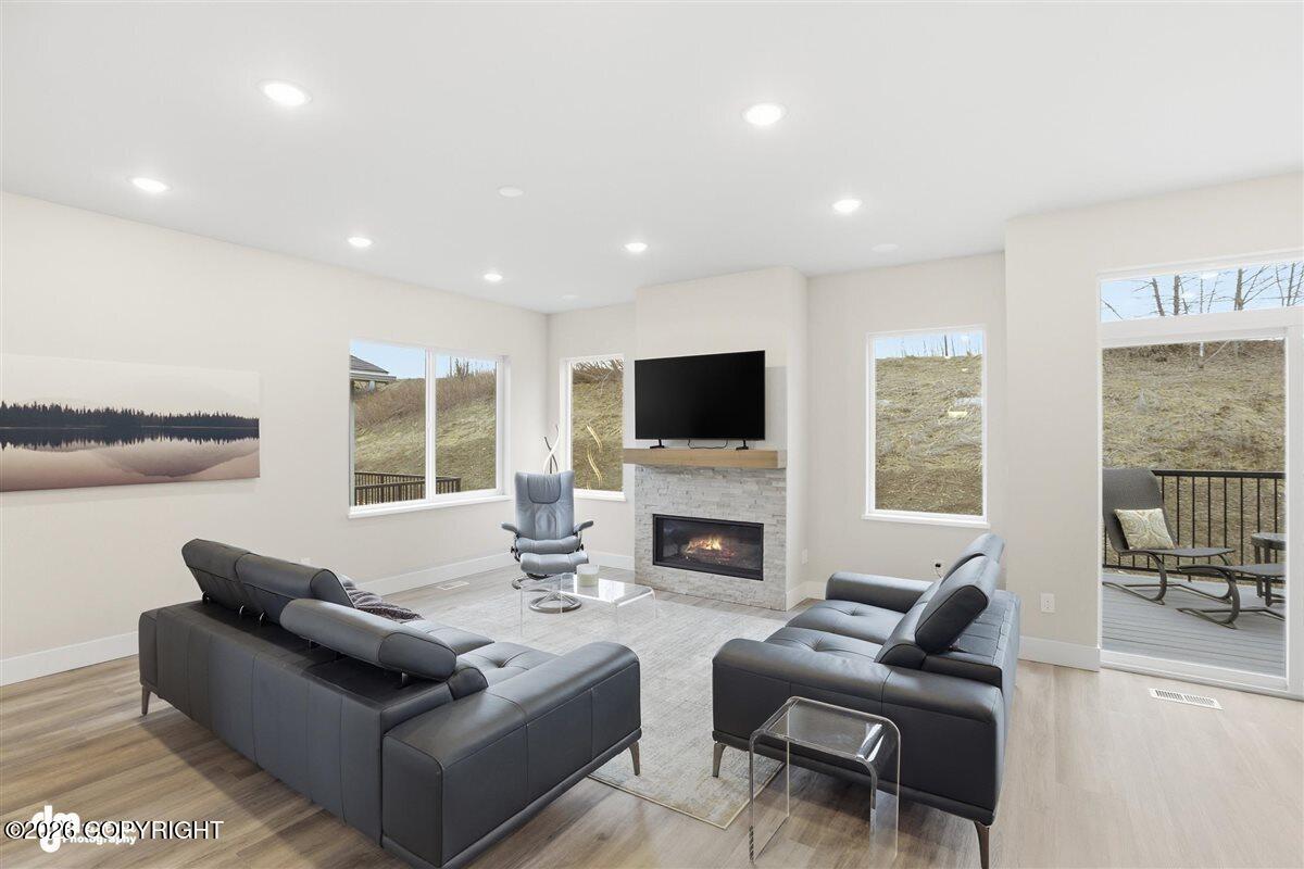 8857 Chalk Hill Loop