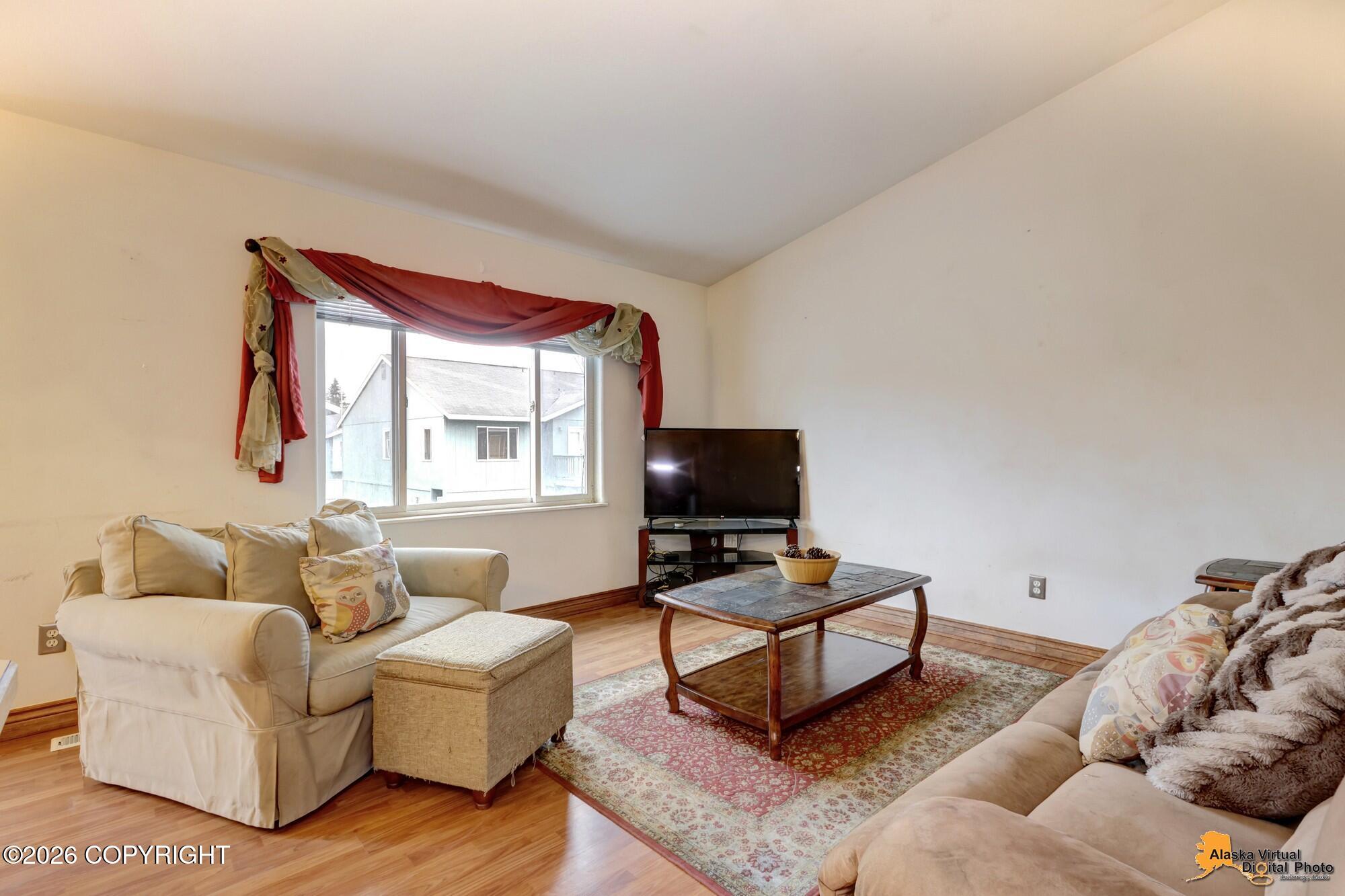 2459 Cloverwood Loop