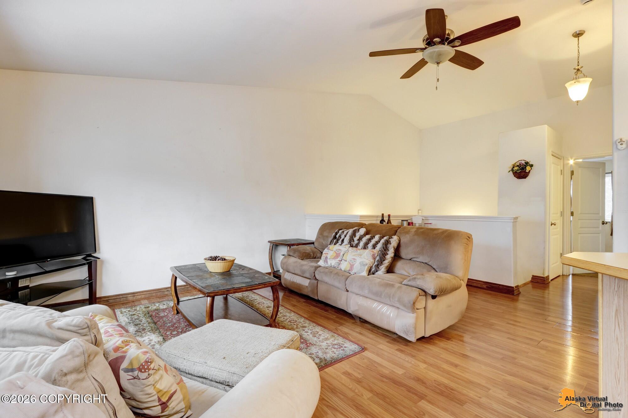 2459 Cloverwood Loop