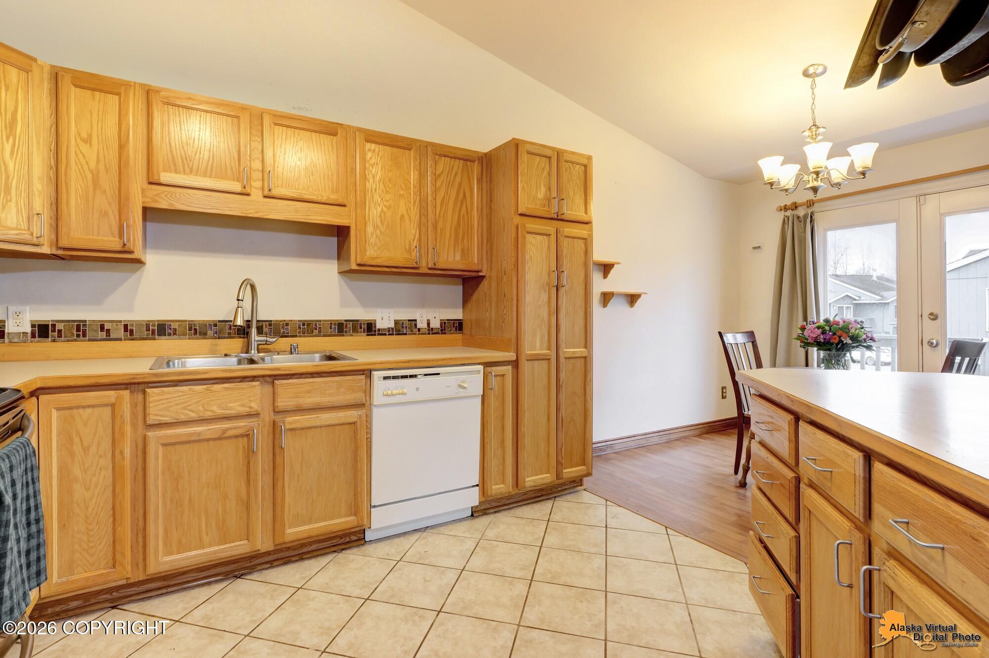 2459 Cloverwood Loop
