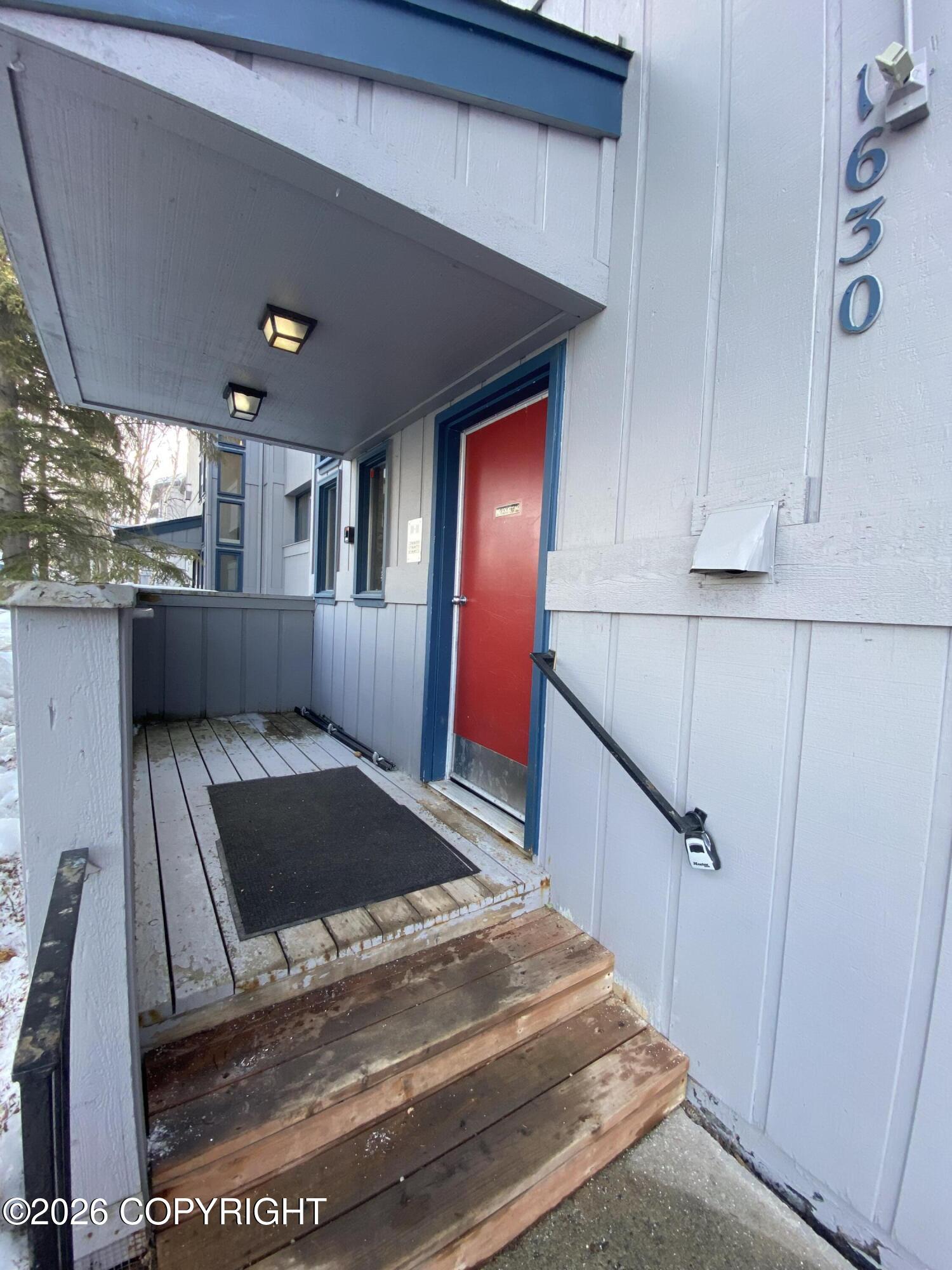 1630 Eastridge Drive # 303 Unit: #303