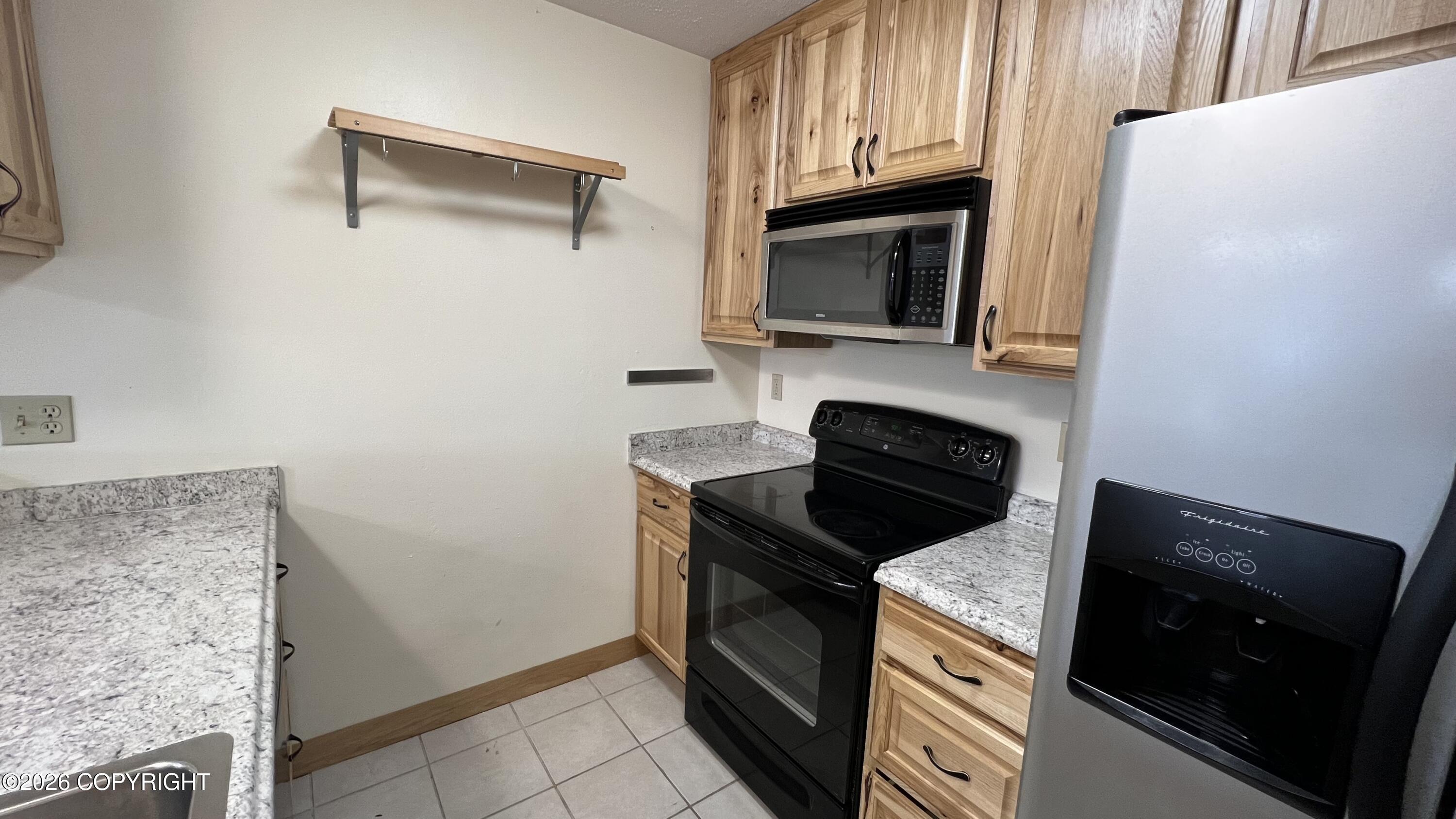 1630 Eastridge Drive # 303 Unit: #303