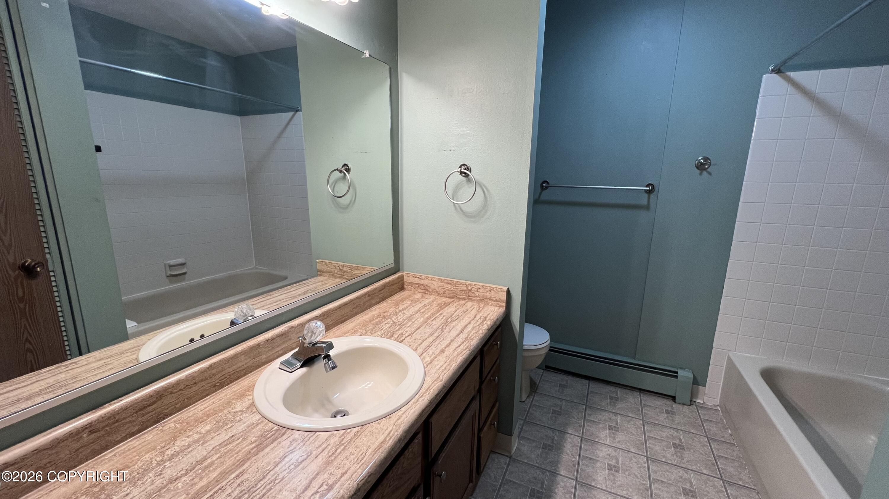 1630 Eastridge Drive # 303 Unit: #303
