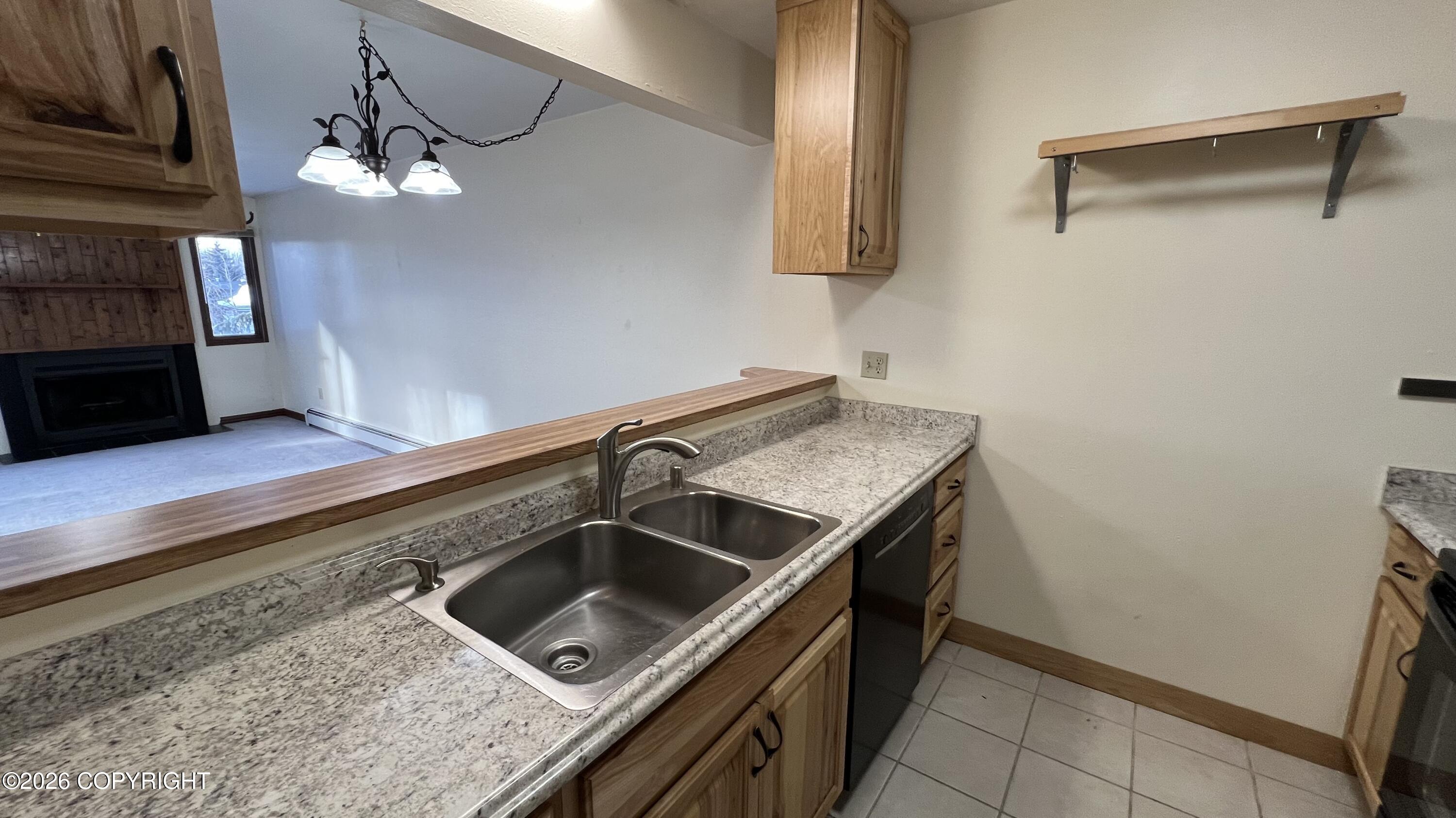 1630 Eastridge Drive # 303 Unit: #303