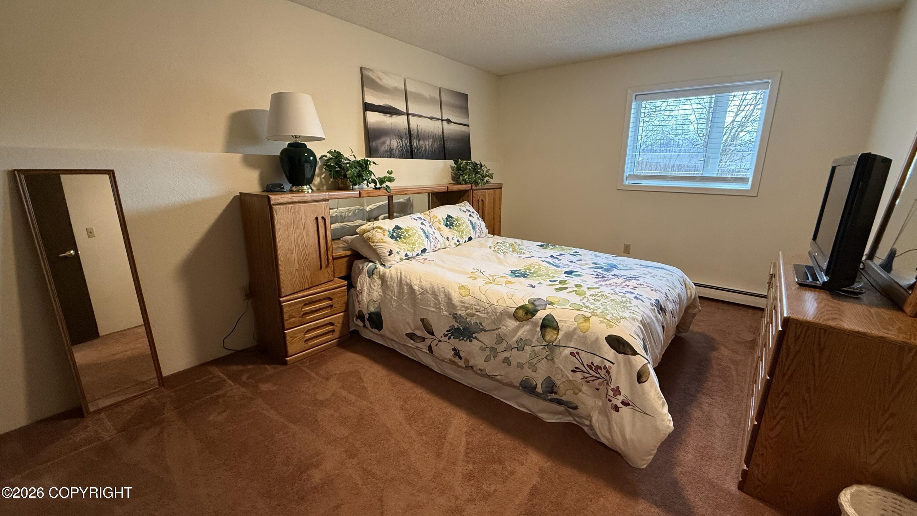 2230 E 52nd Avenue # 4 Unit: #4