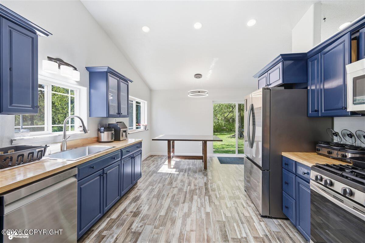 1400 N Armor Court