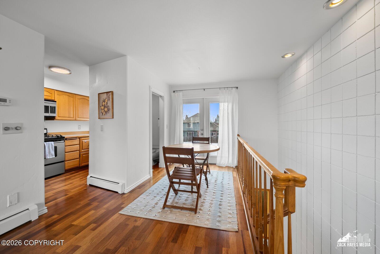 3333 Lakeshore Drive # 10 Unit: #10