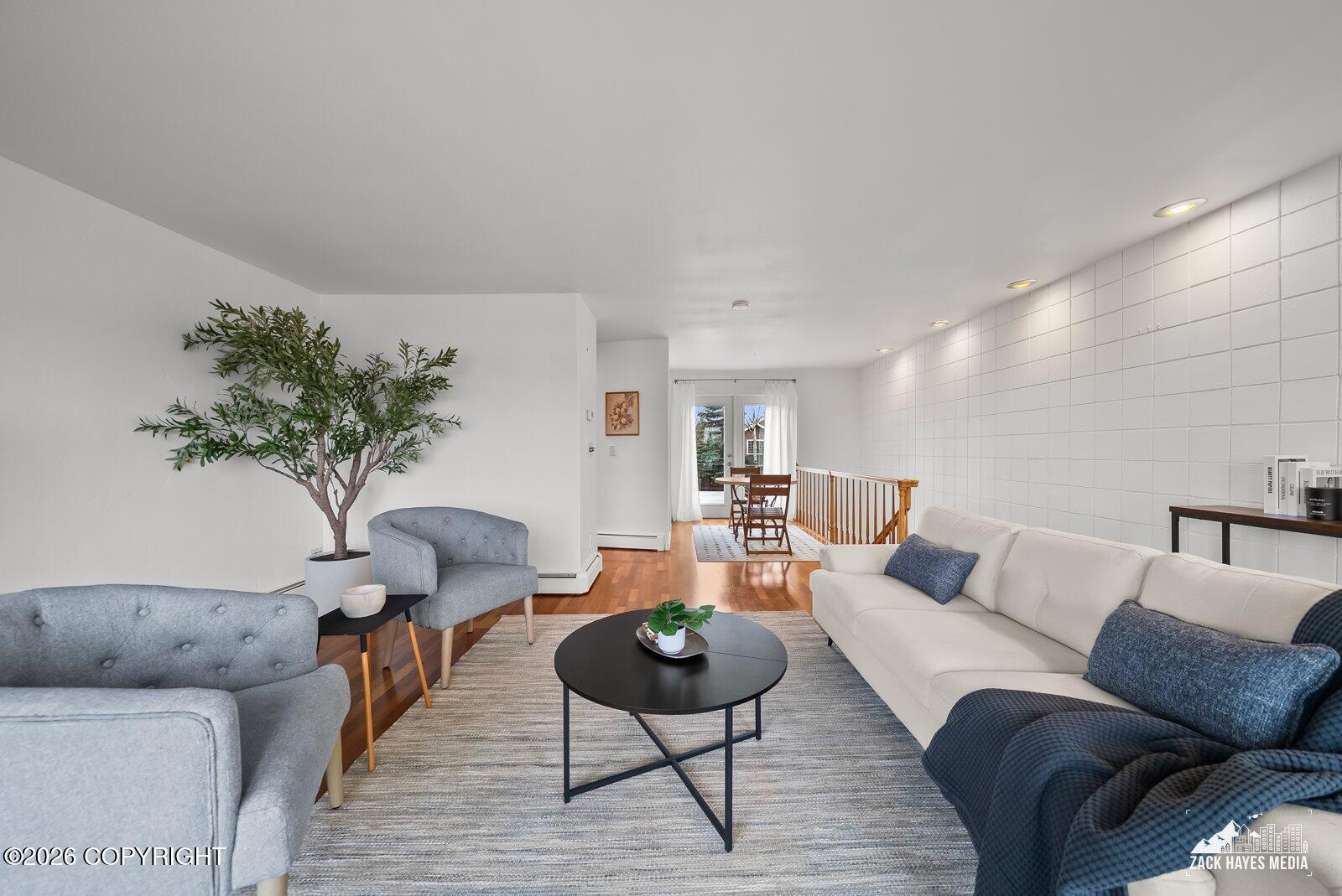 3333 Lakeshore Drive # 10 Unit: #10