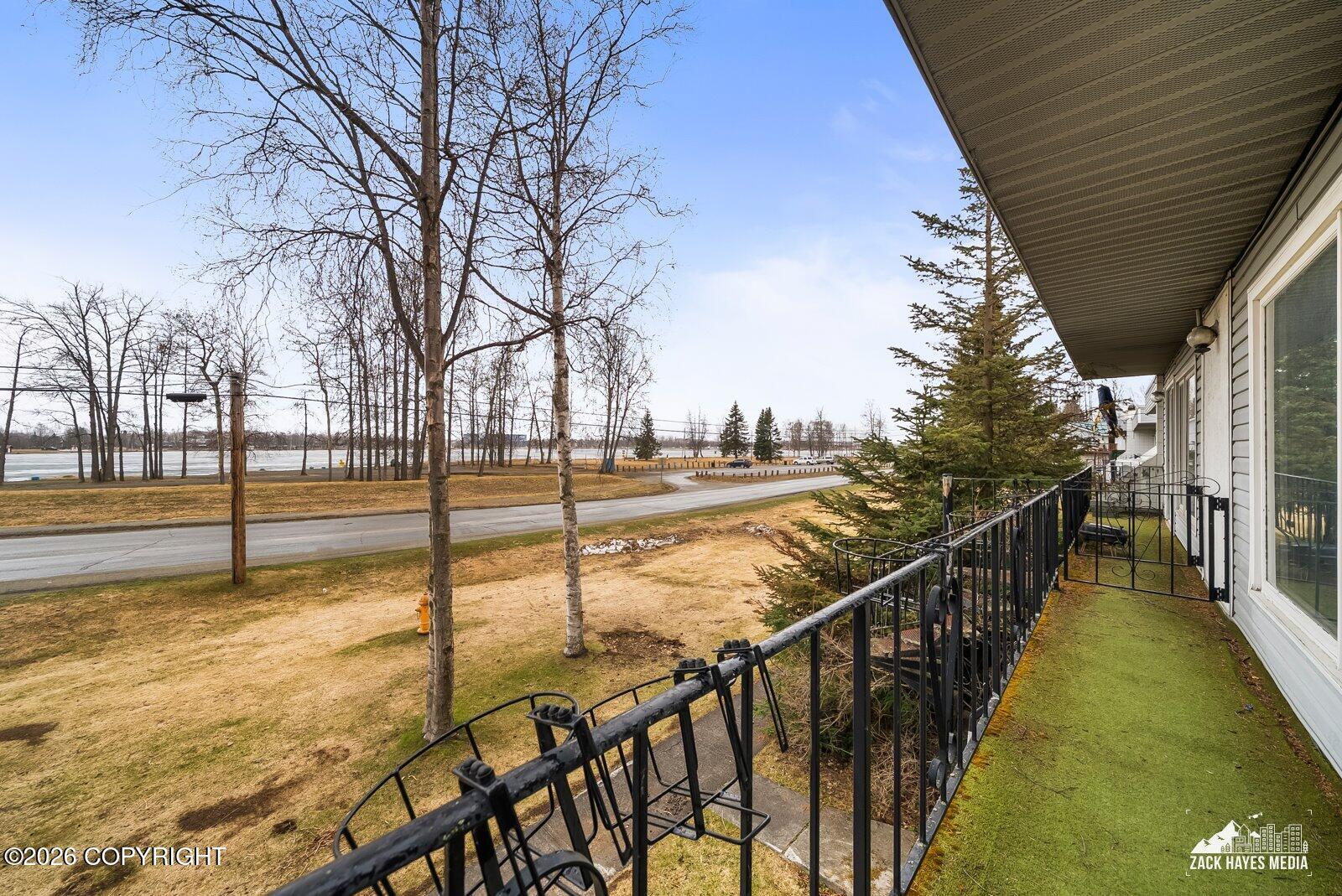 3333 Lakeshore Drive # 10 Unit: #10