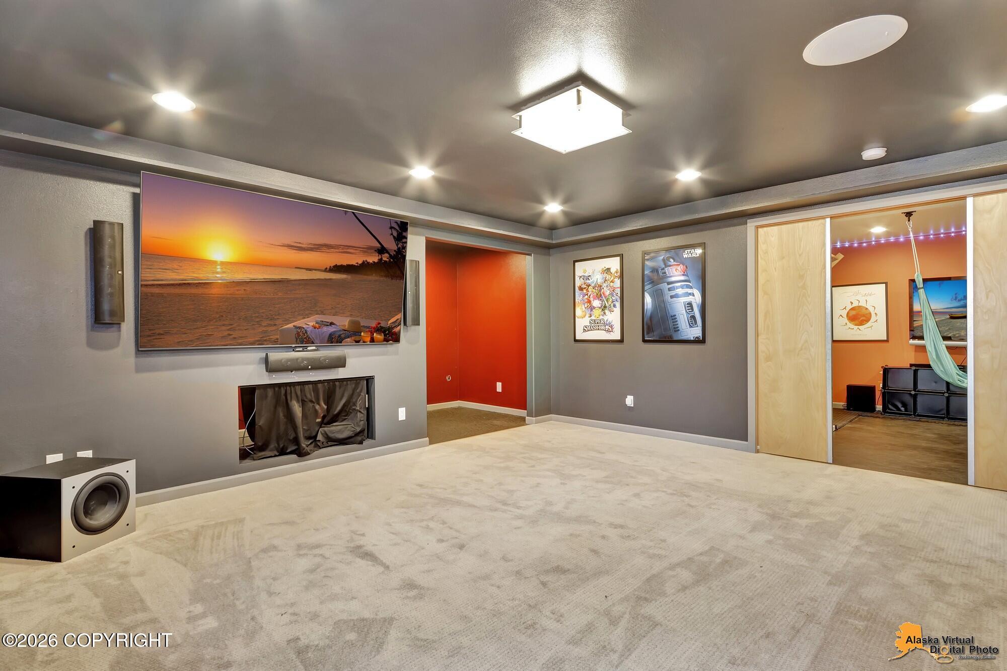 5221 Wandering Drive