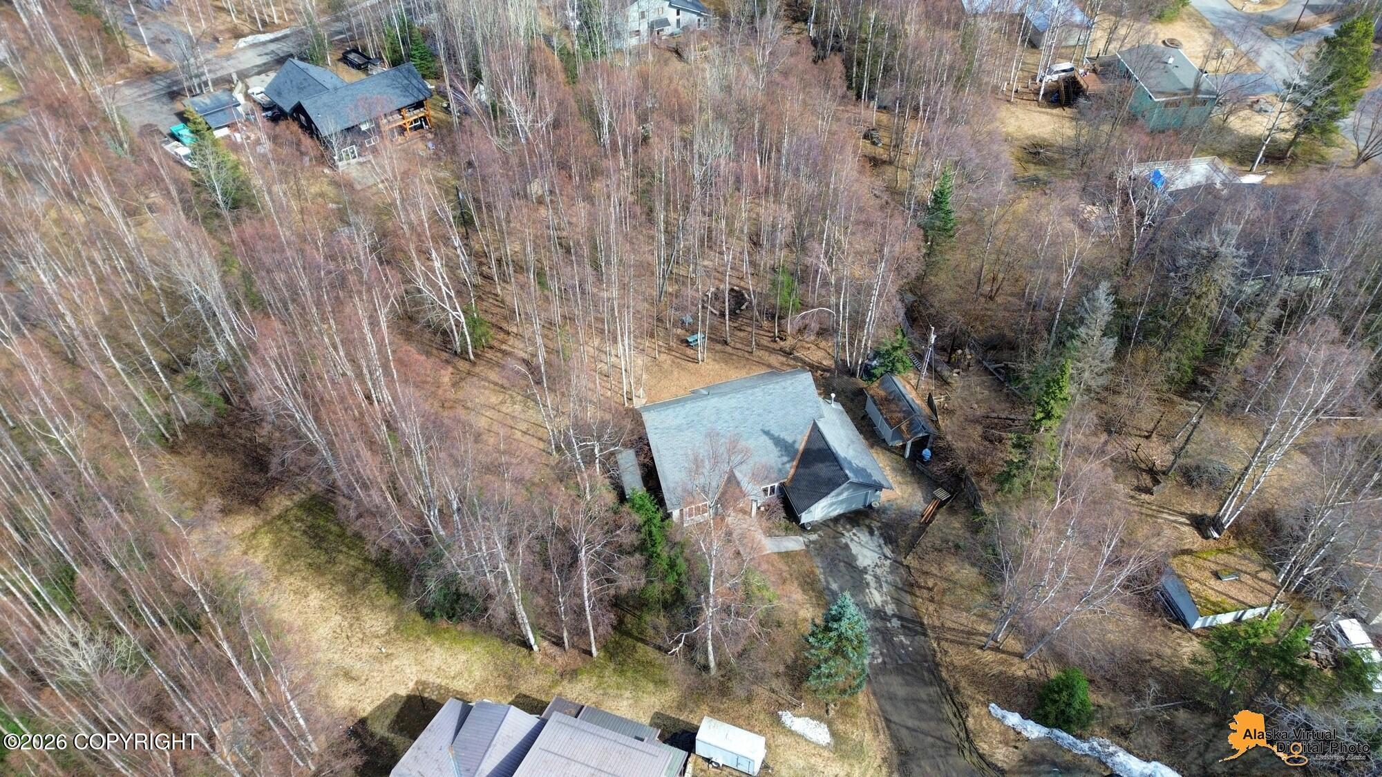 5221 Wandering Drive