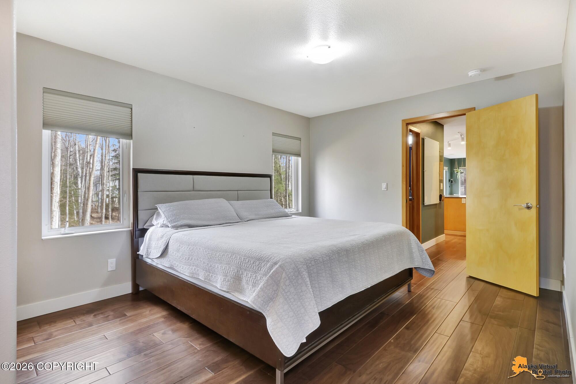 5221 Wandering Drive