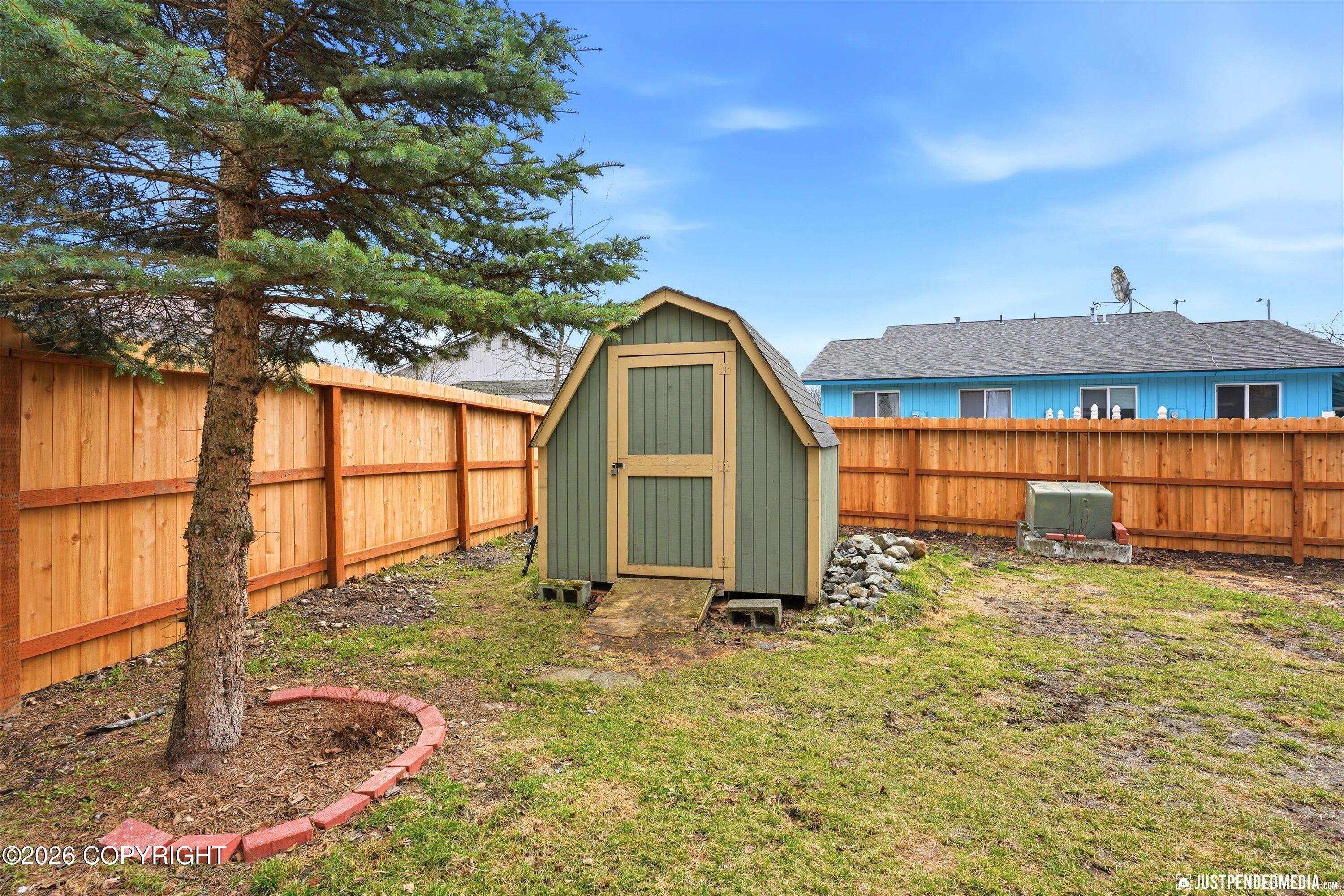 3342 Leonard Circle