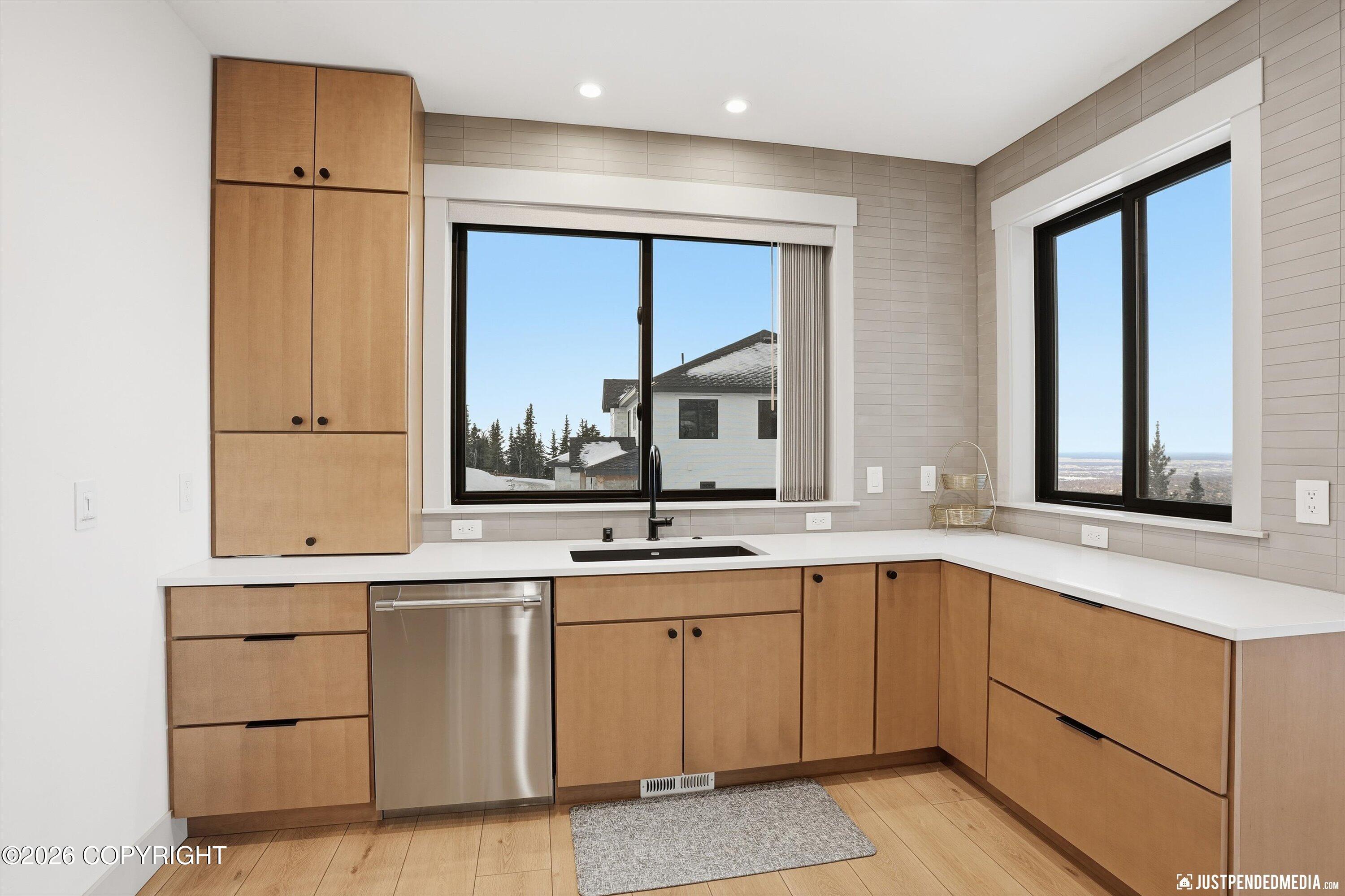 16290 Mountain Breeze Drive