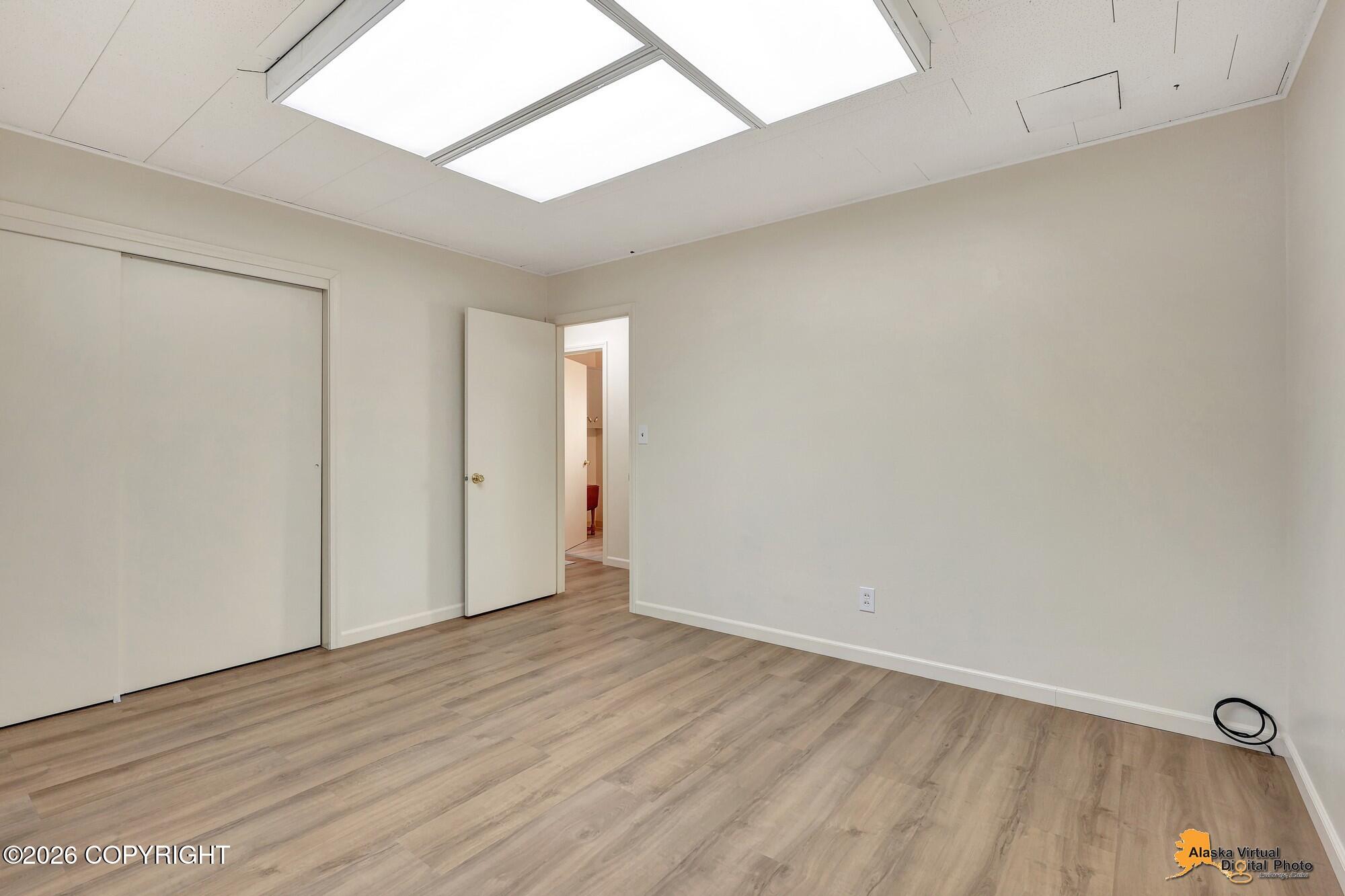 1563 E Tudor Road