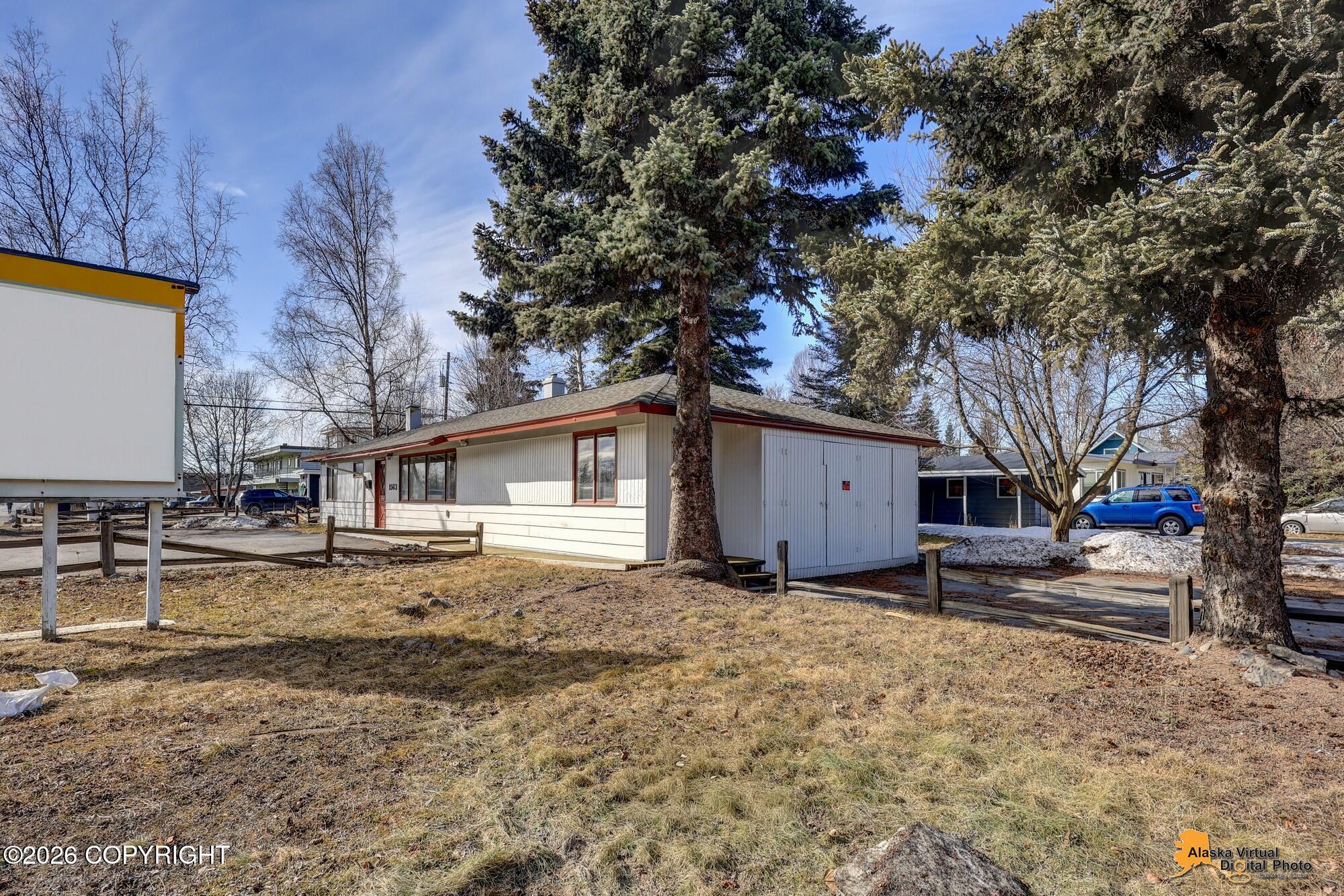 1563 E Tudor Road