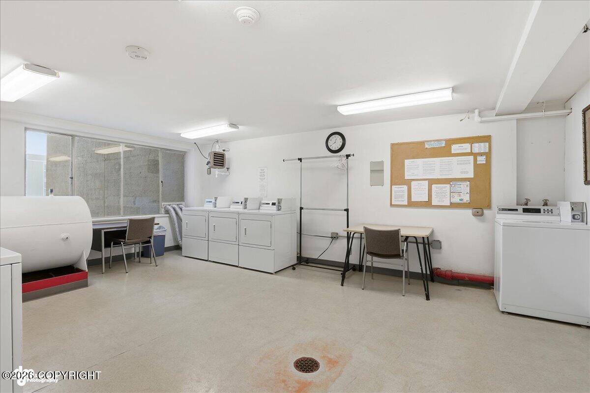 525 W 3rd Avenue # 105 Unit: #105