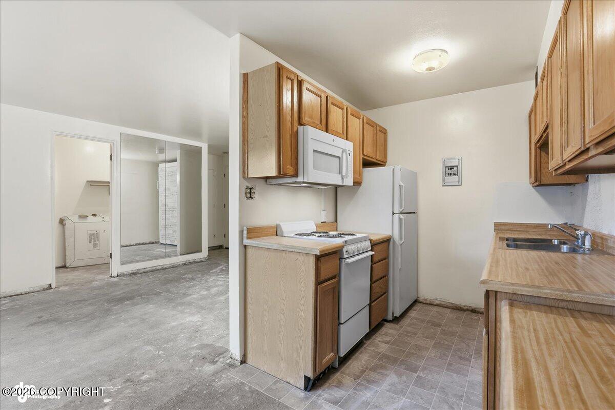 525 W 3rd Avenue # 105 Unit: #105